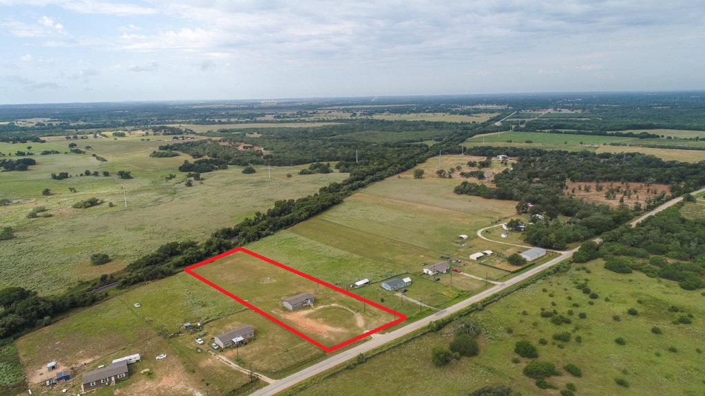 main property photo 28