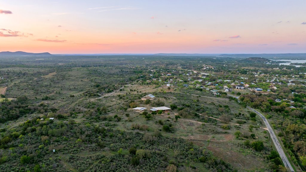 main property photo 18