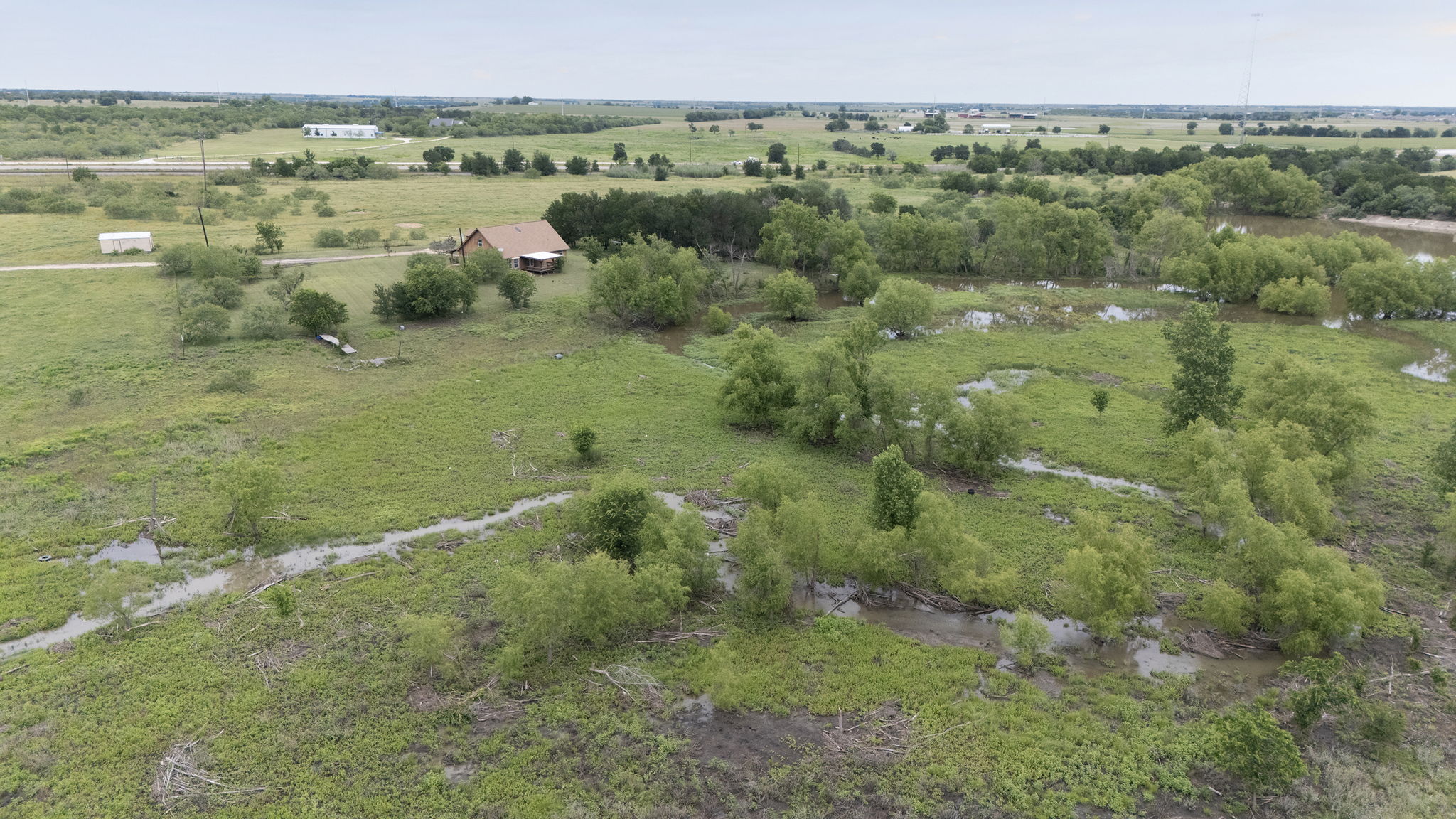 main property photo 27
