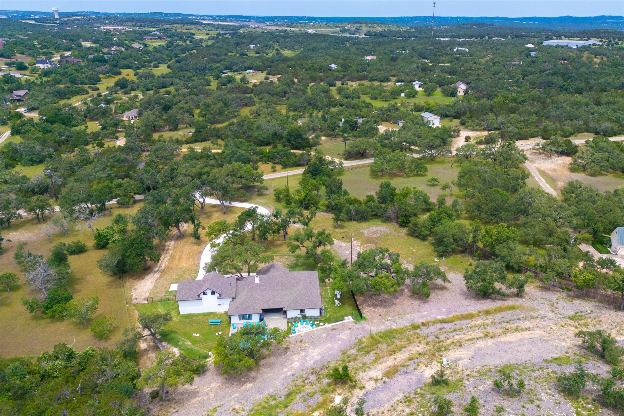 main property photo 31