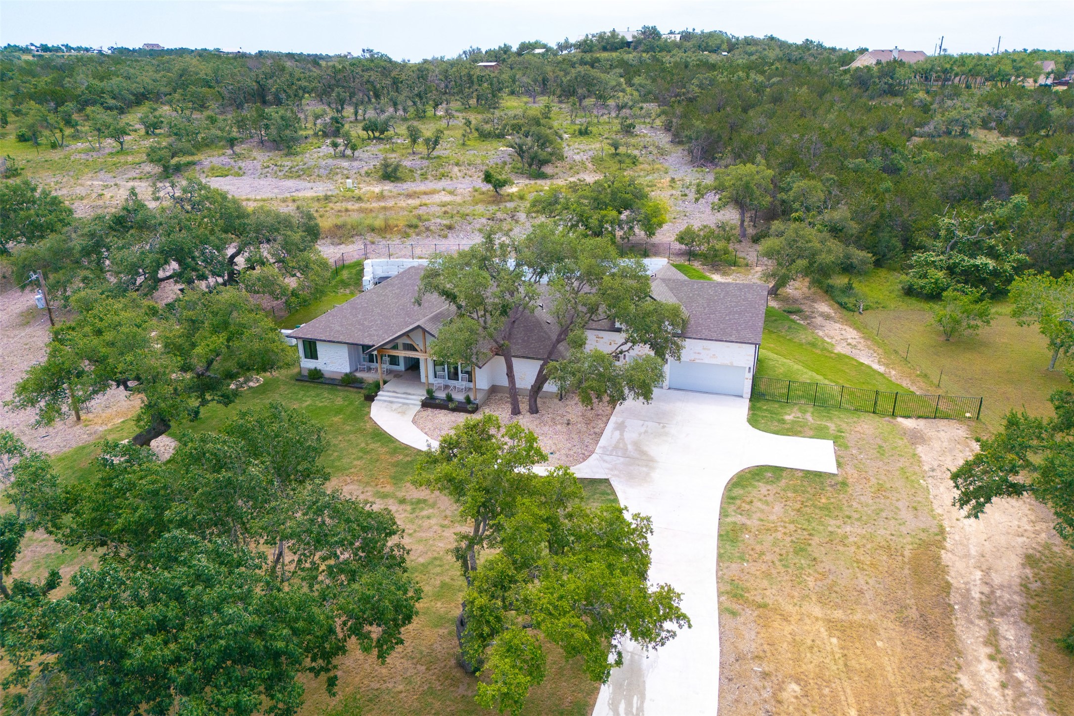 main property photo 35