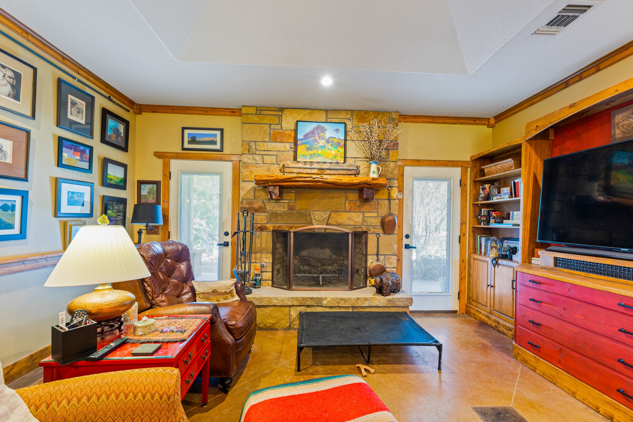 main property photo 10