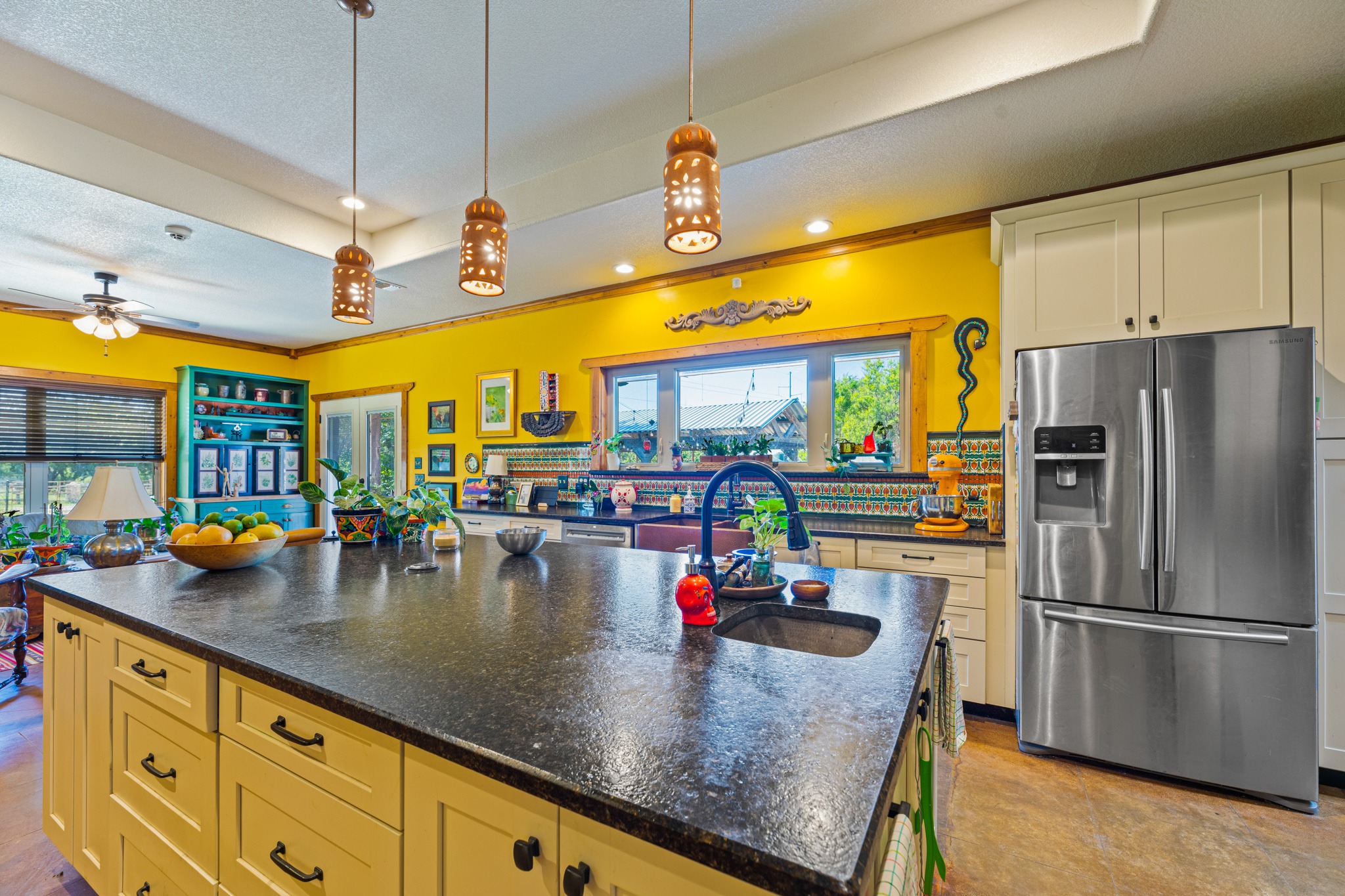 main property photo 13