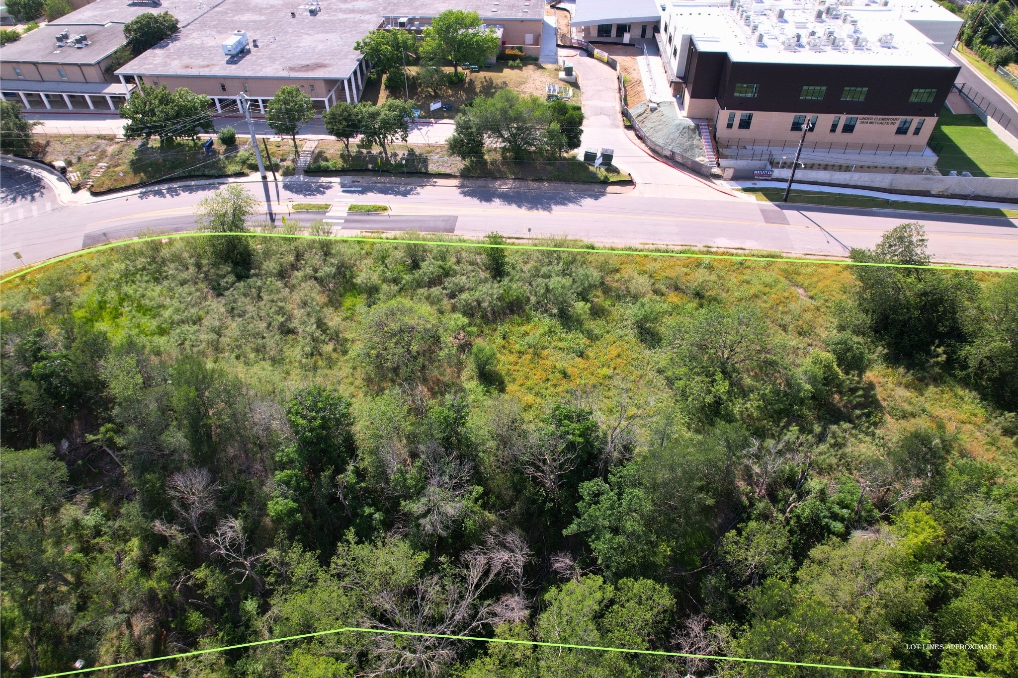 main property photo 10