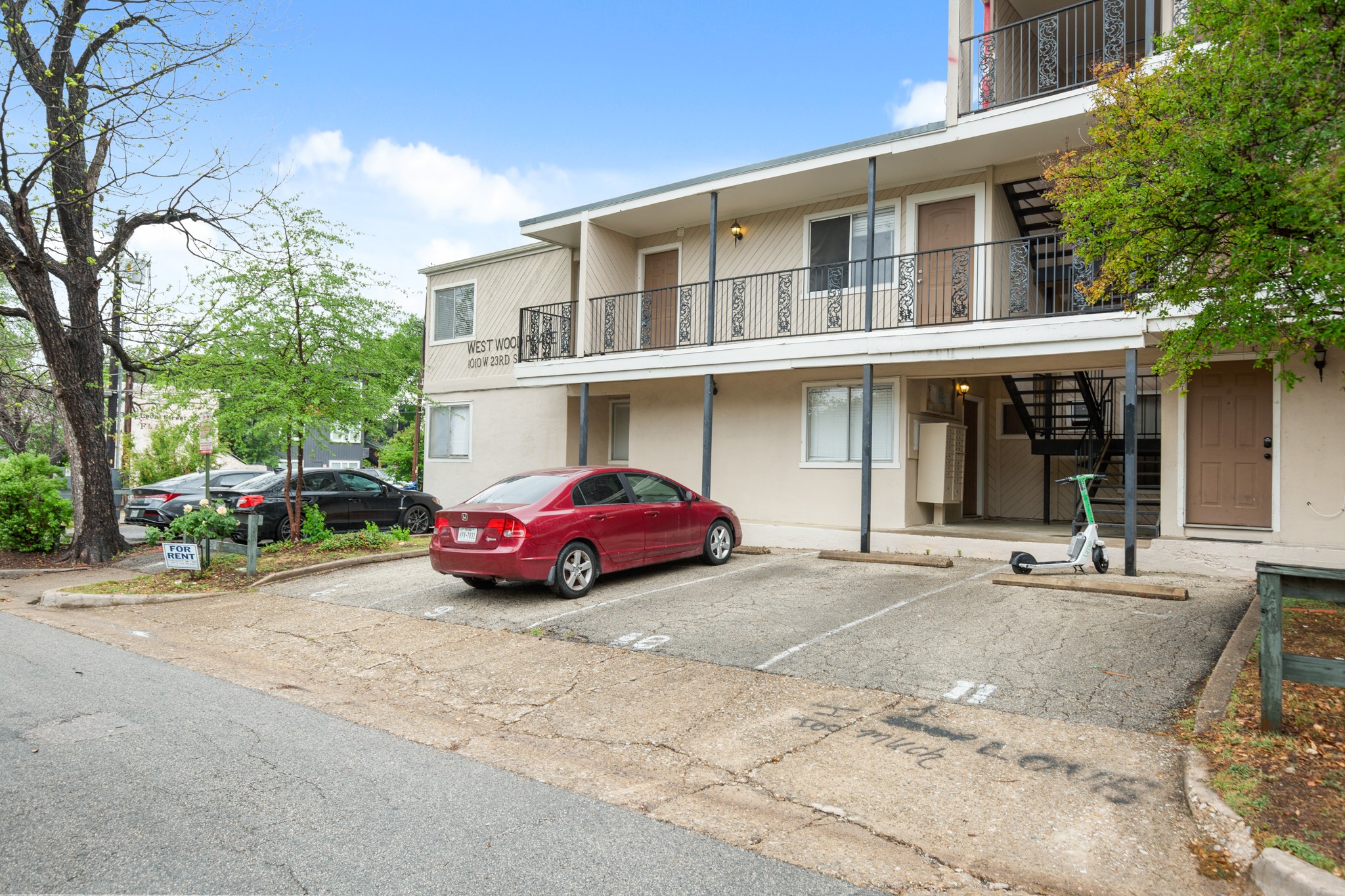 main property photo 12