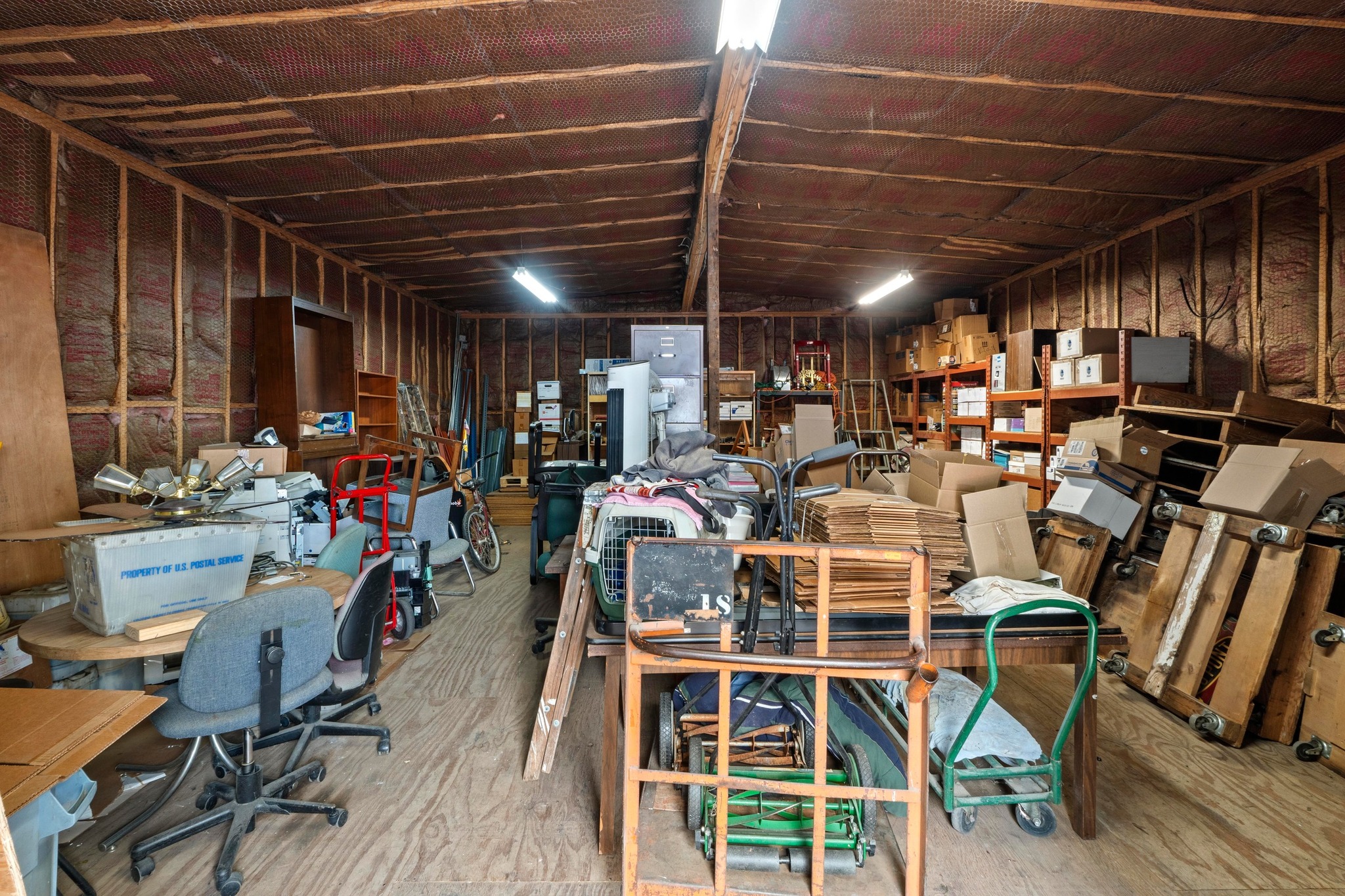 main property photo 17