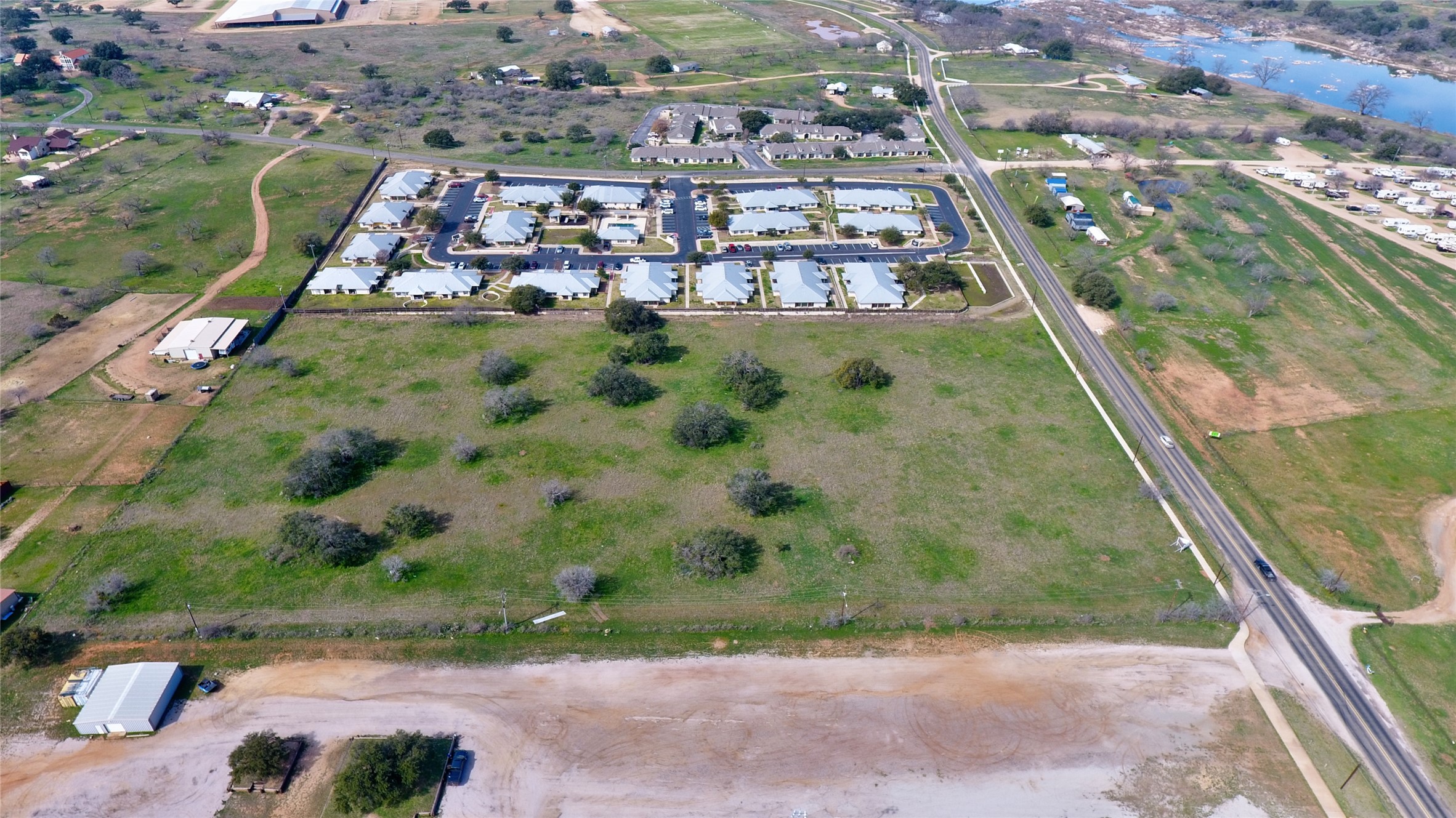 main property photo 18