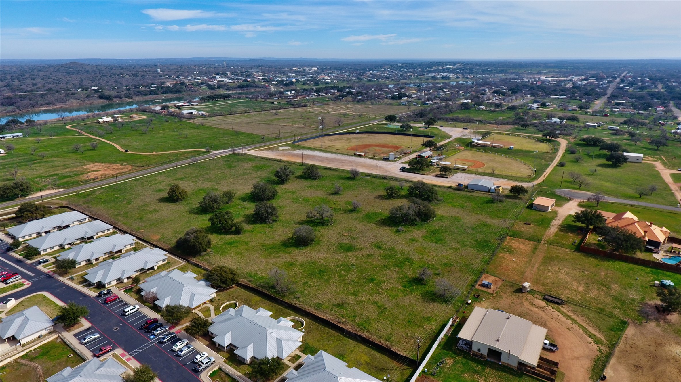 main property photo 5