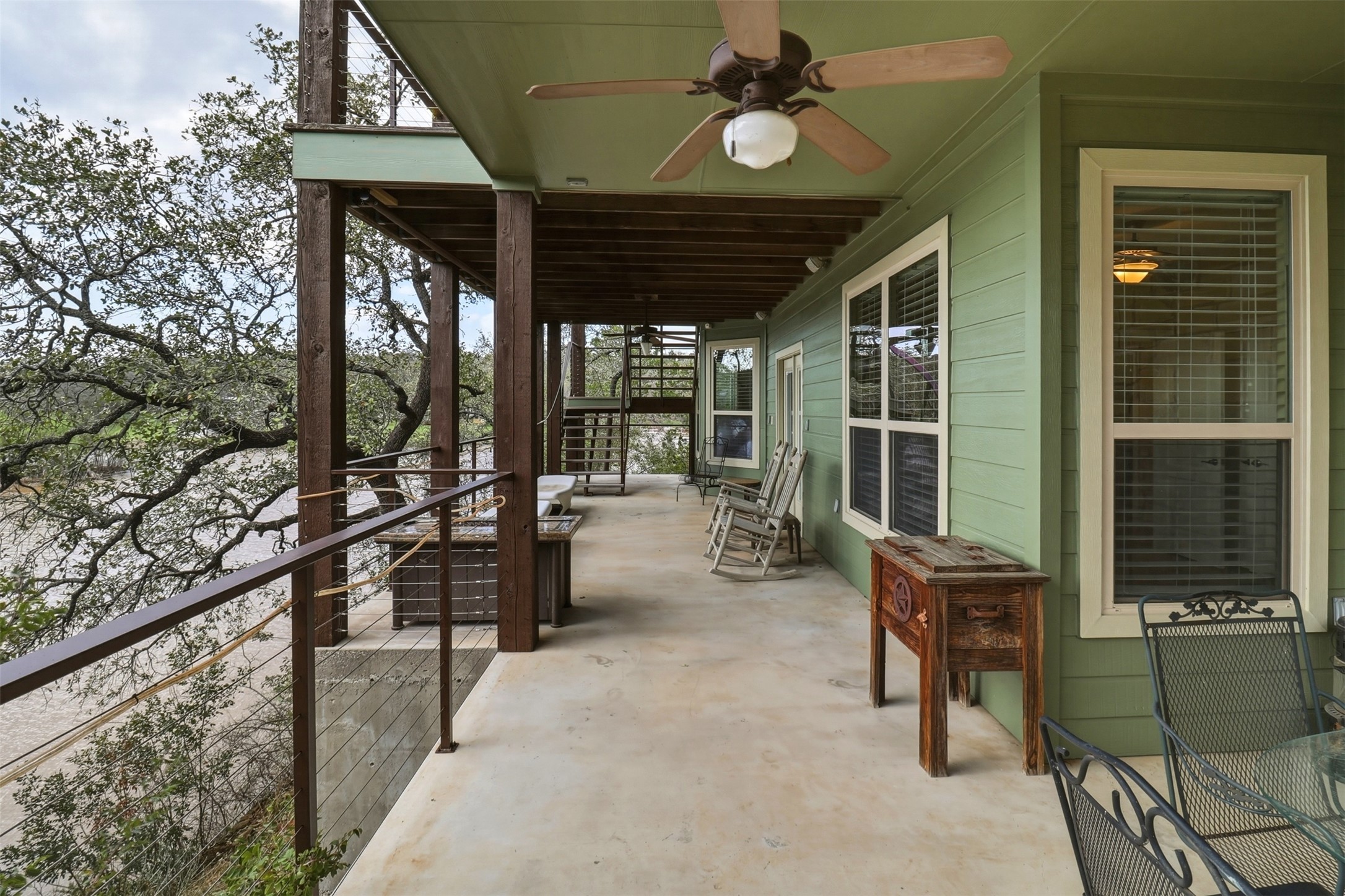 main property photo 26