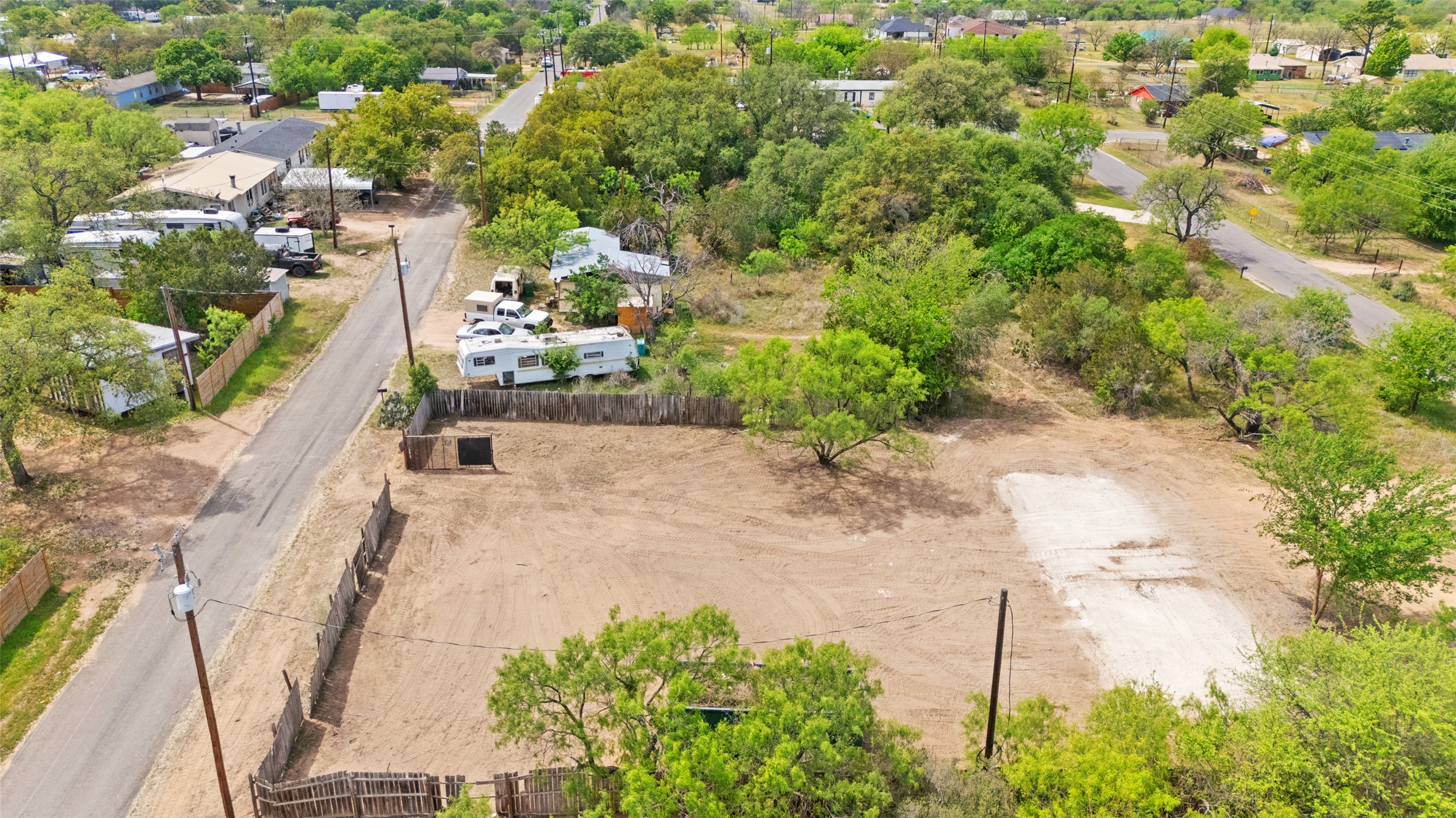 main property photo 10