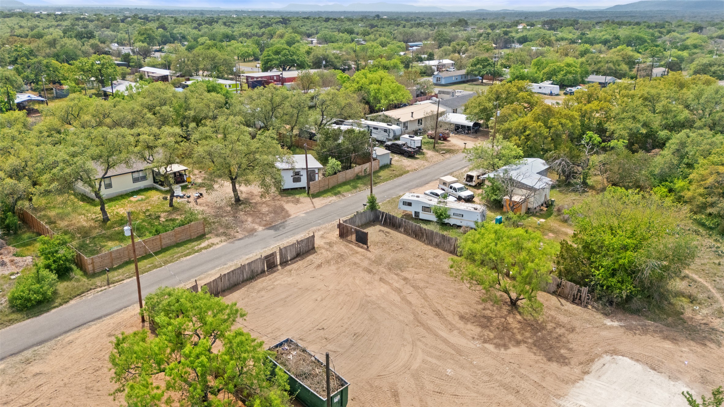 main property photo 11