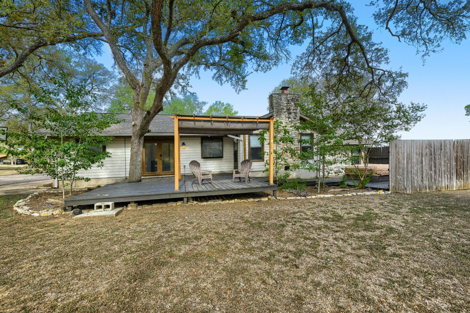 main property photo 22