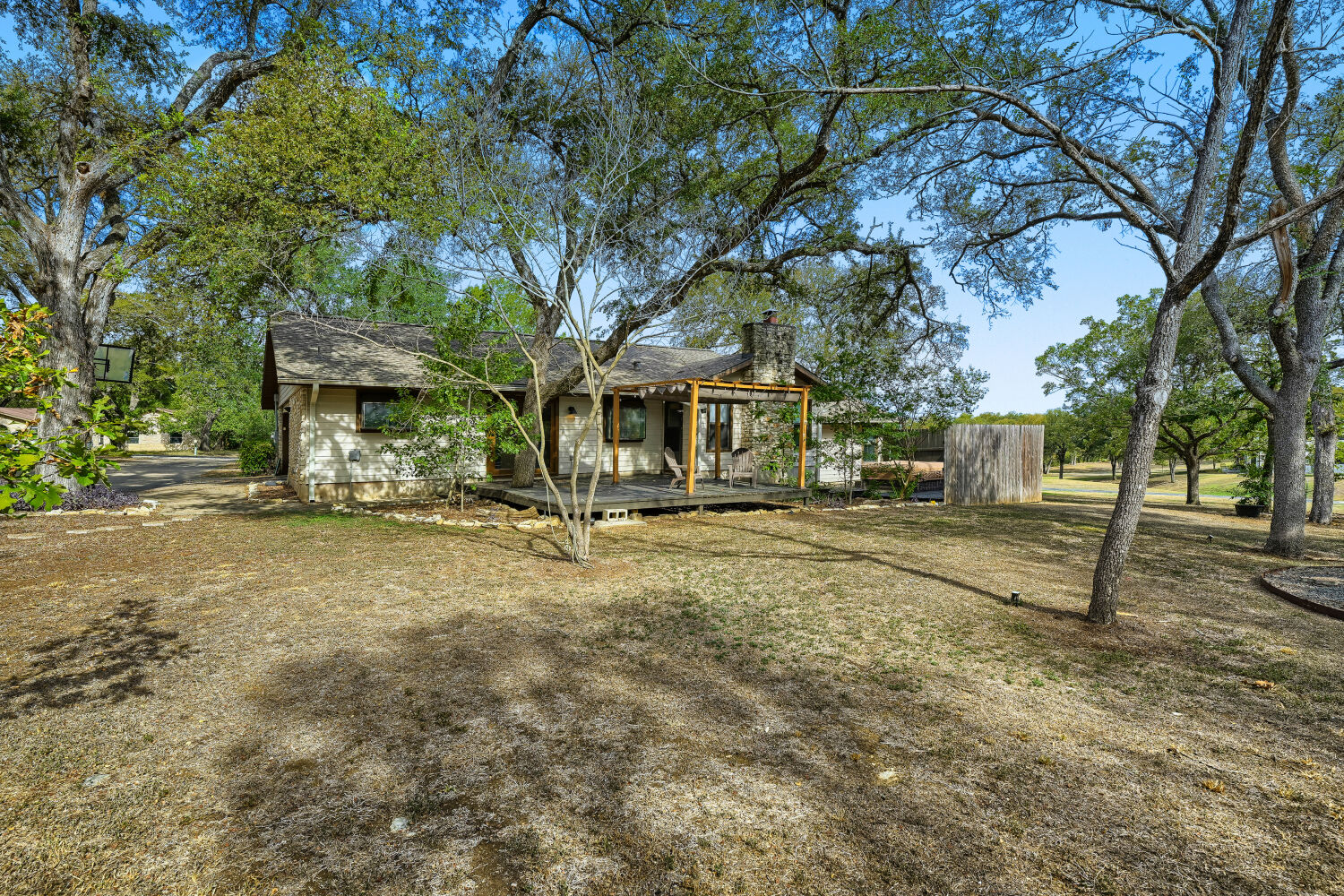 main property photo 26