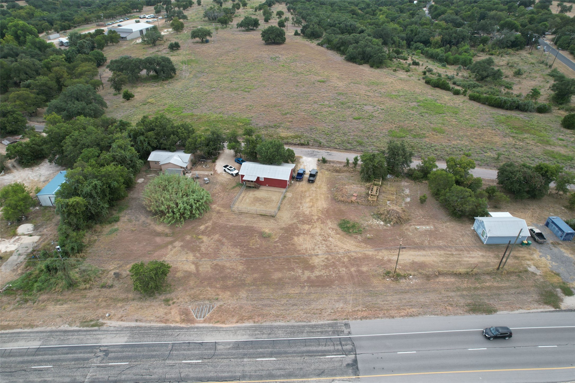 main property photo 14
