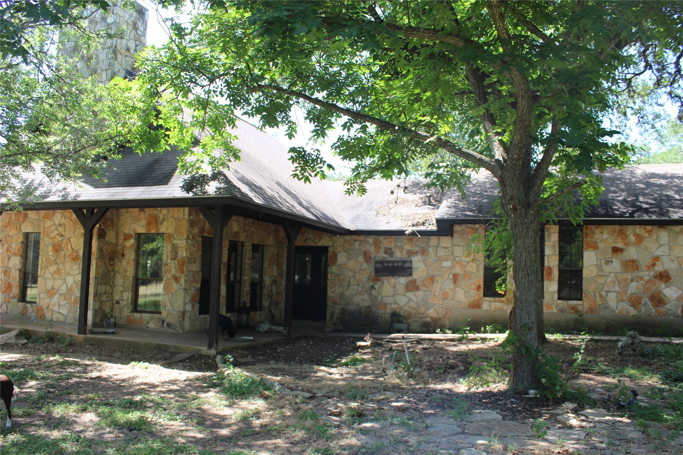 main property photo 6
