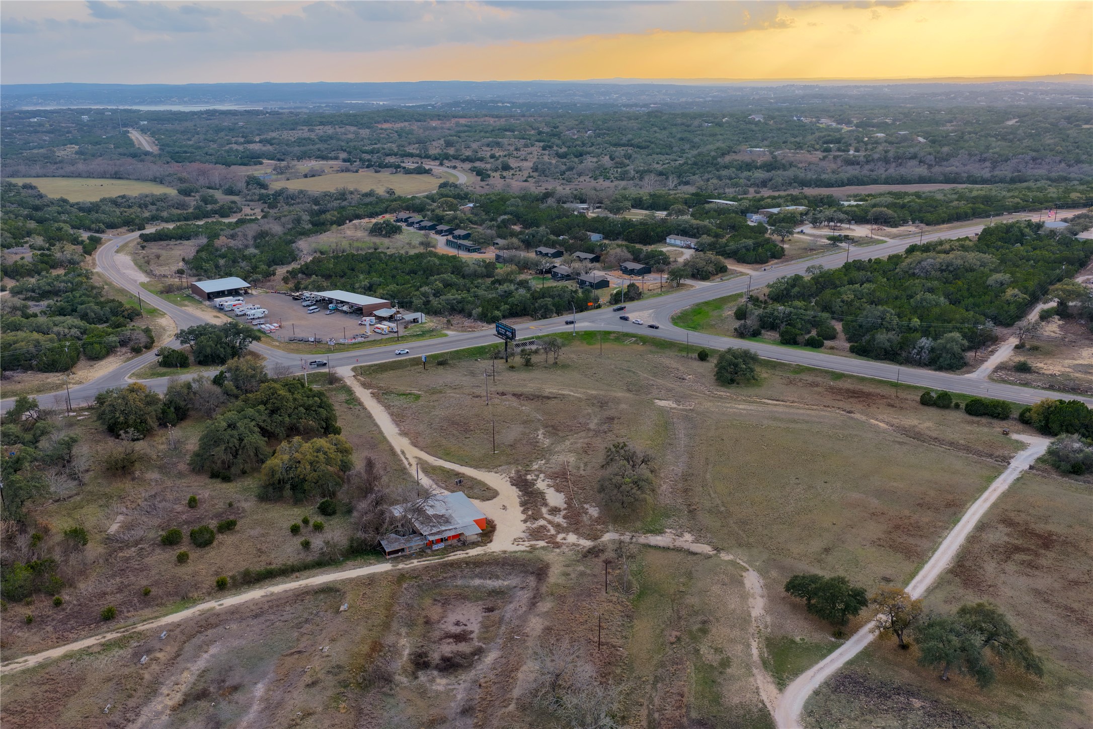 main property photo 6