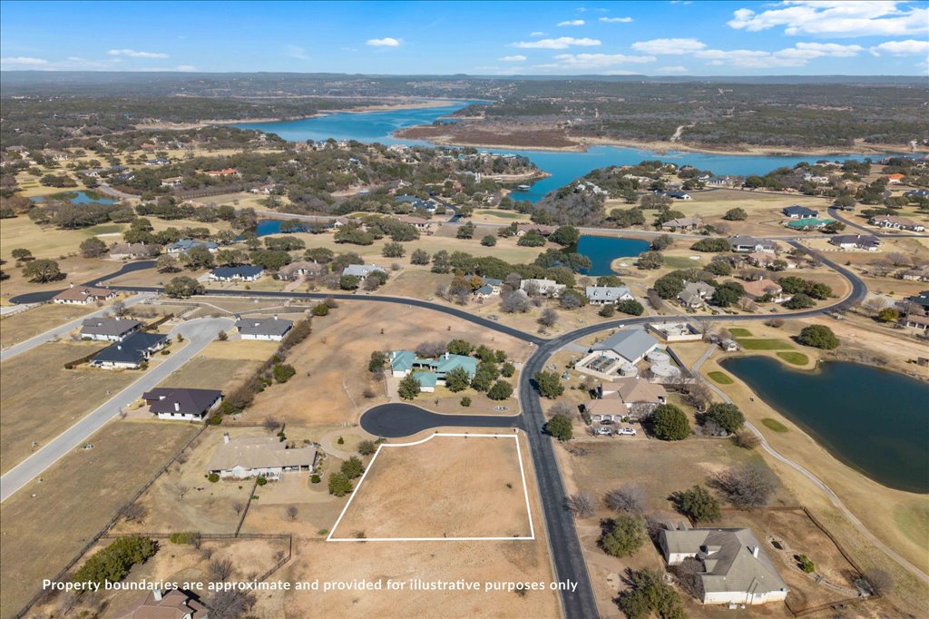 main property photo 10