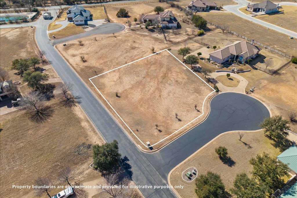 main property photo 5