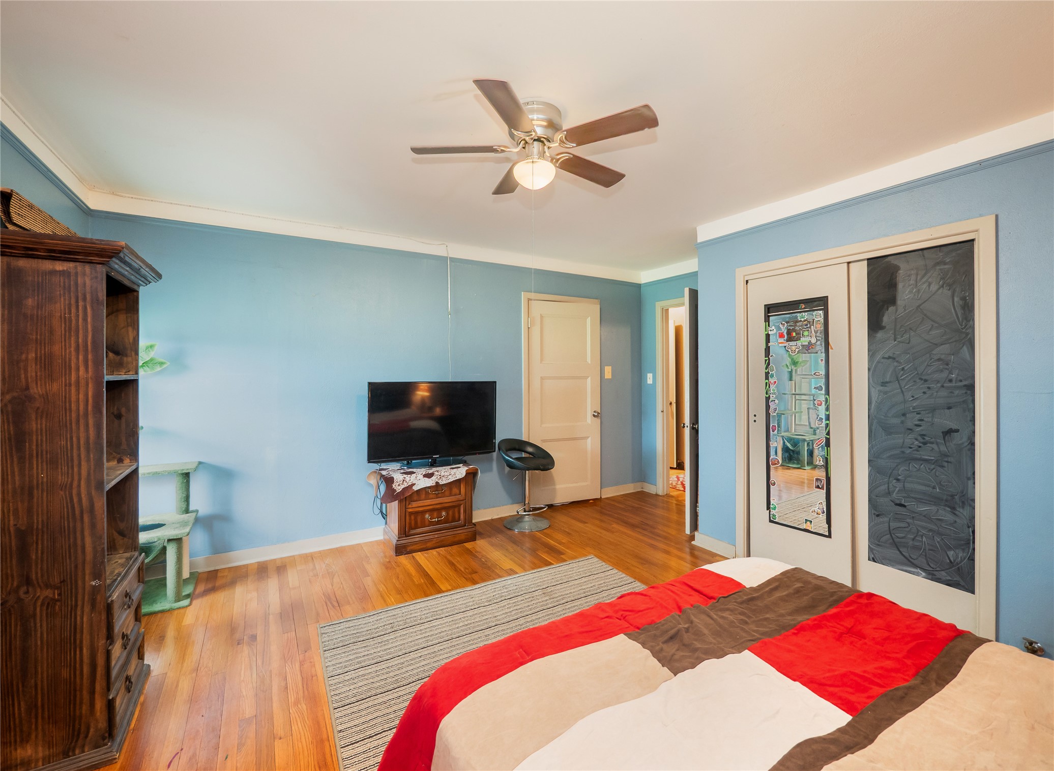main property photo 22