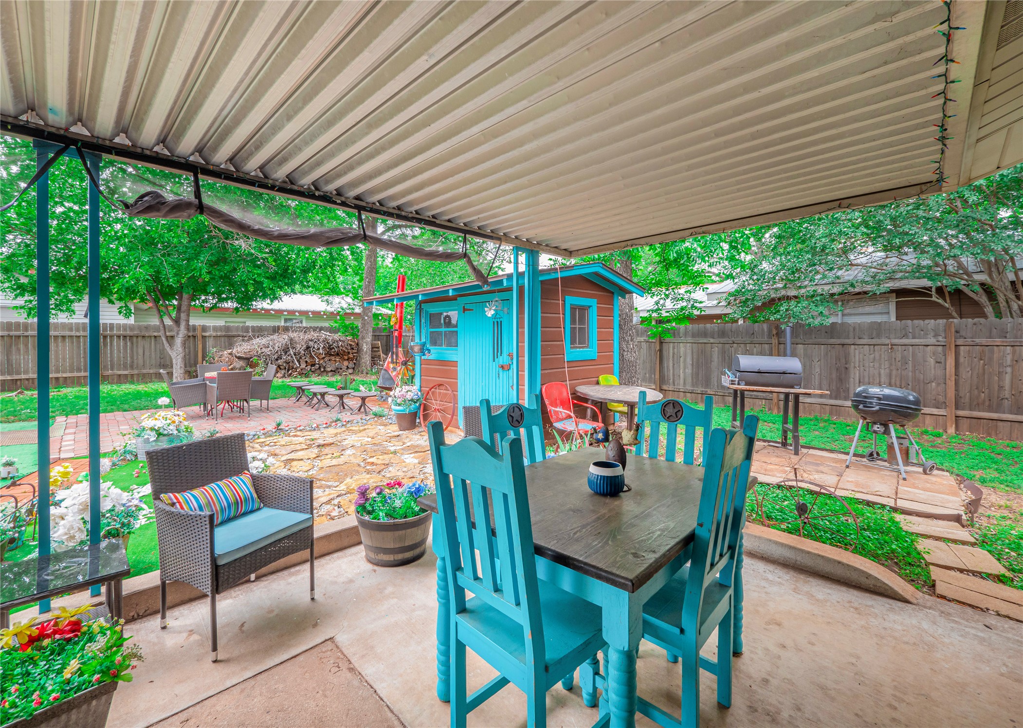 main property photo 29