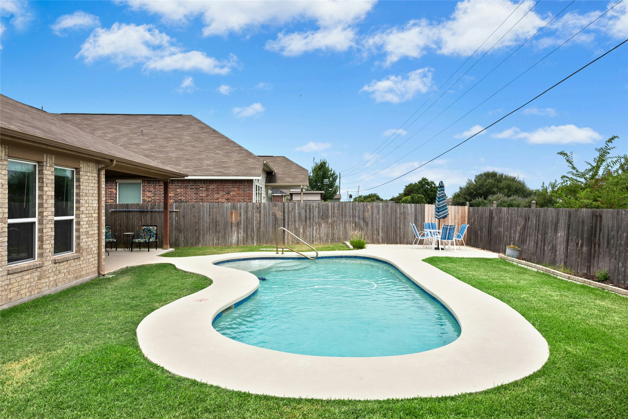 main property photo 21
