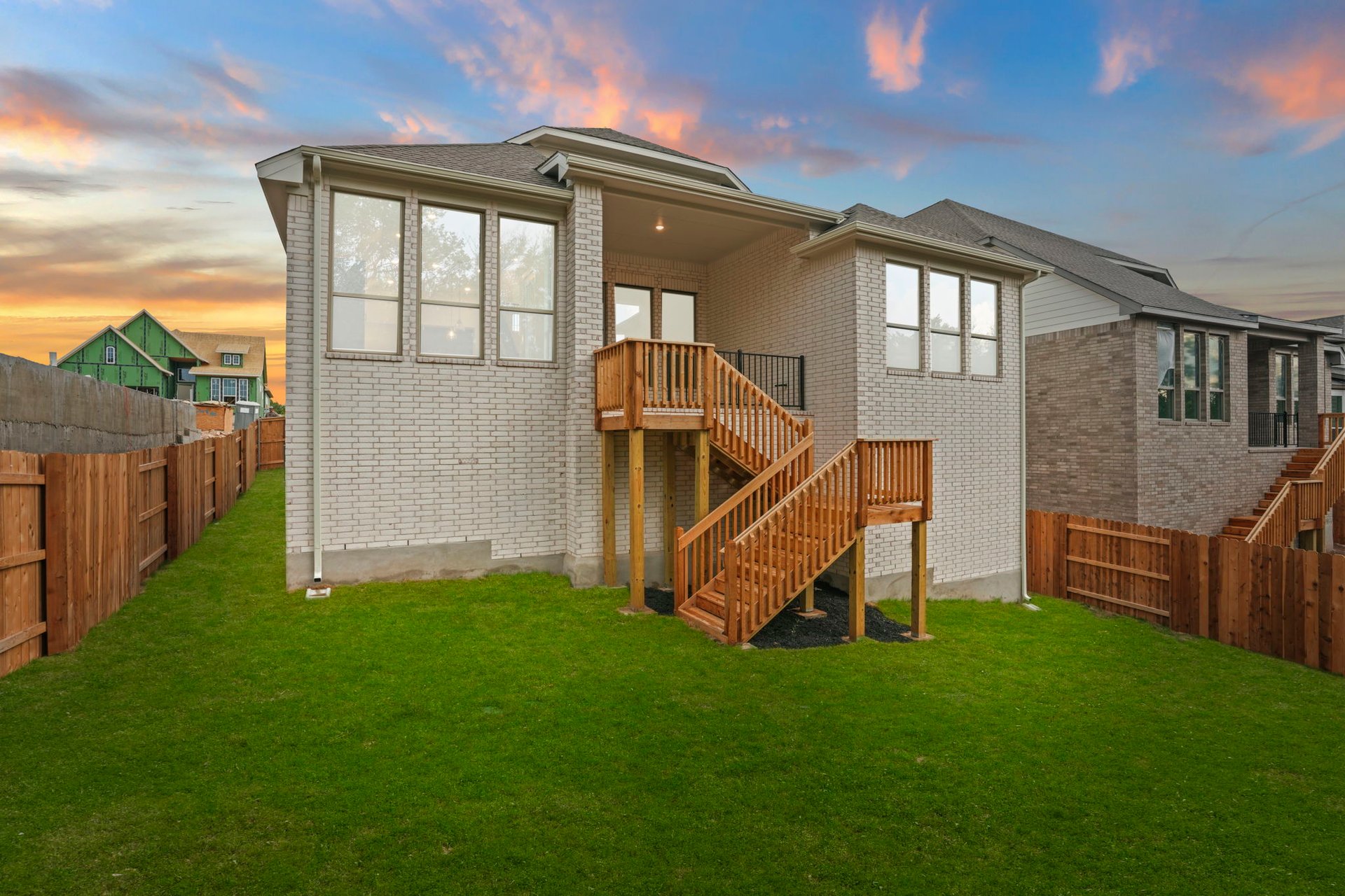 main property photo 32