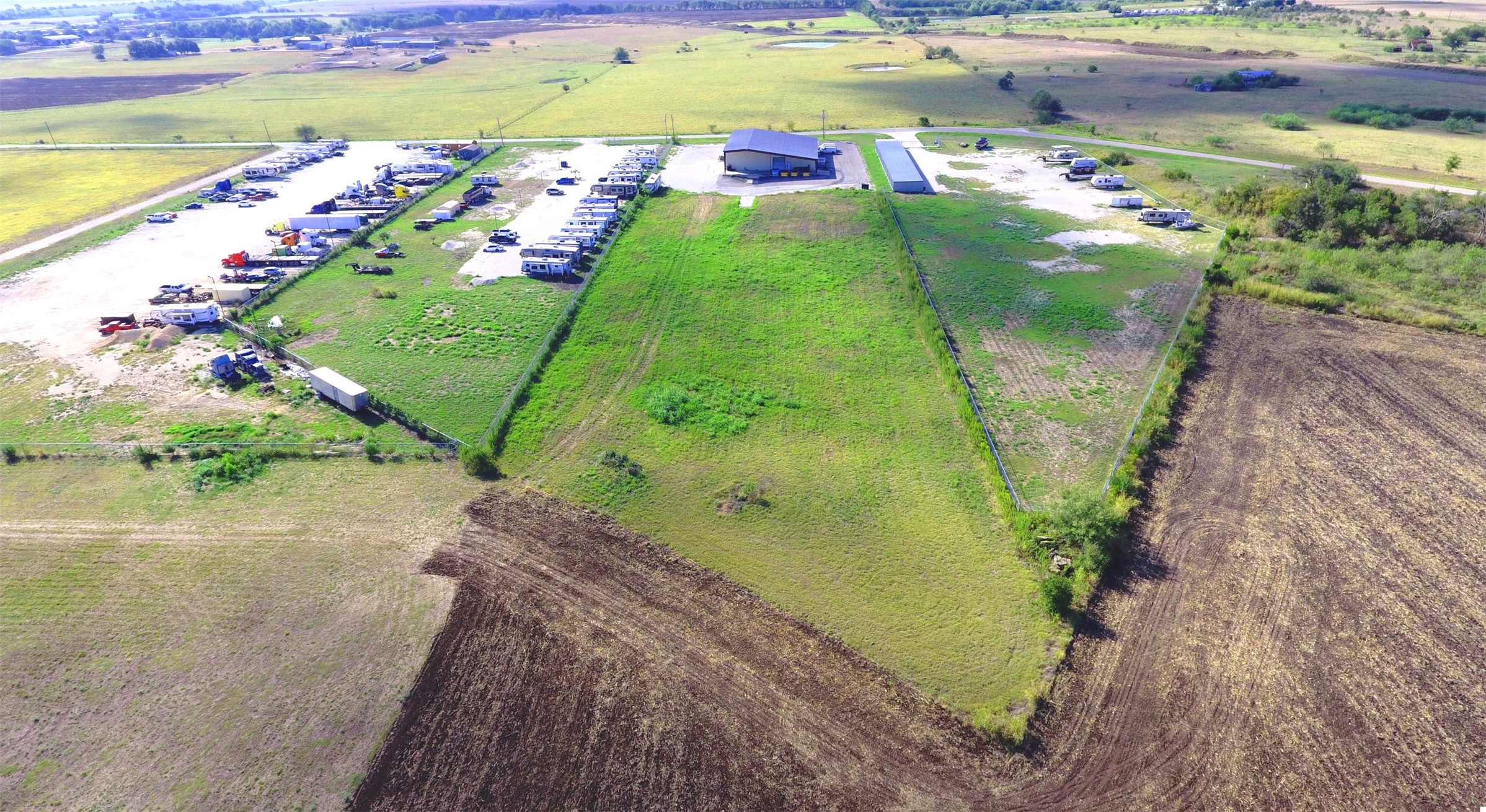 main property photo 3
