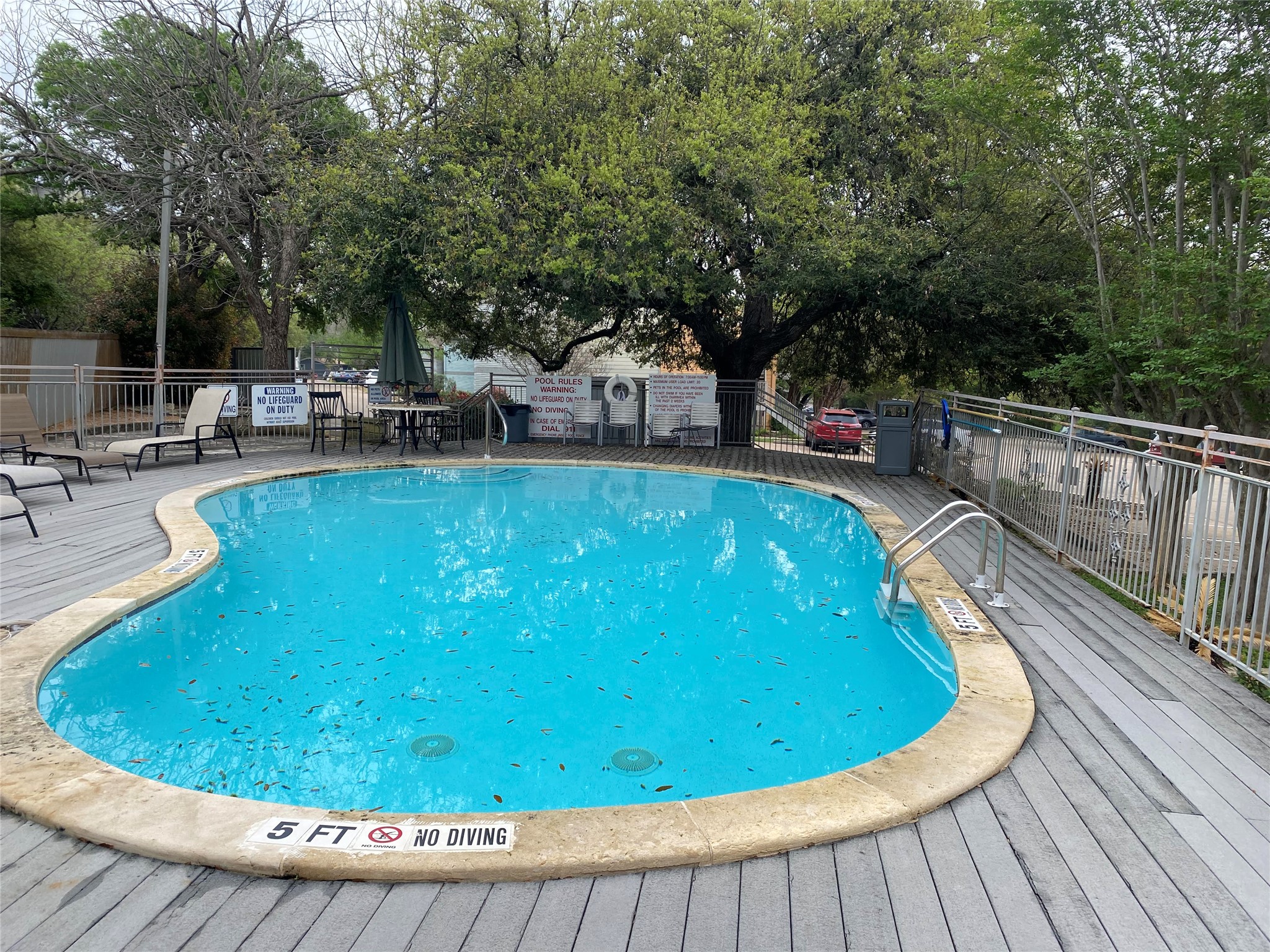 main property photo 10
