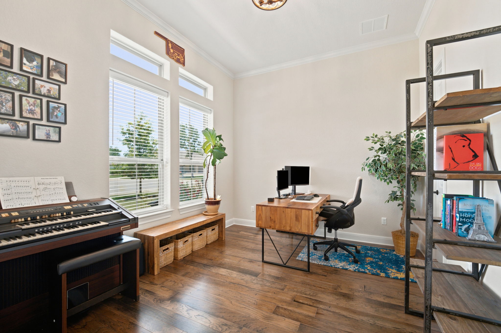 main property photo 23