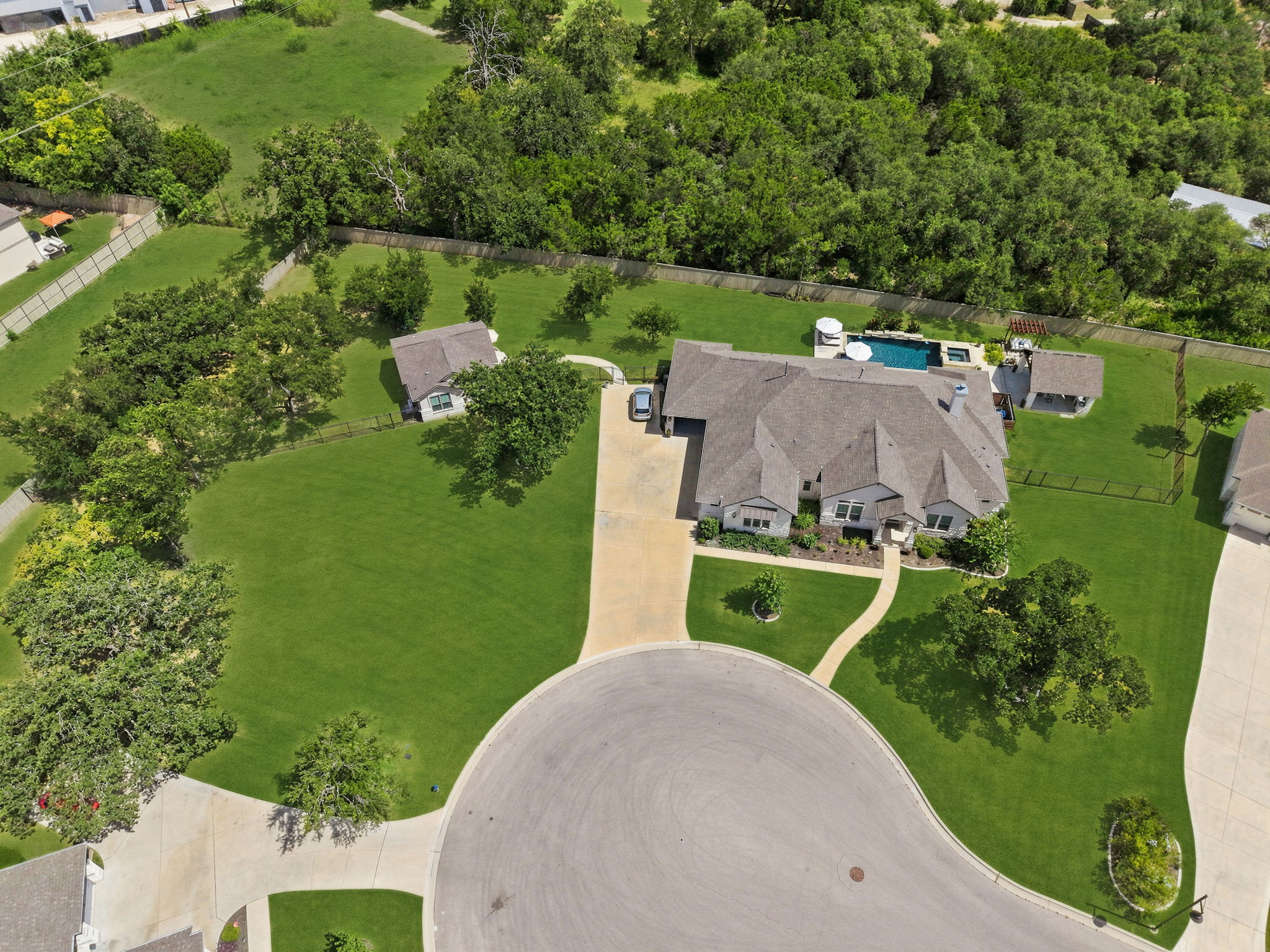 main property photo 39