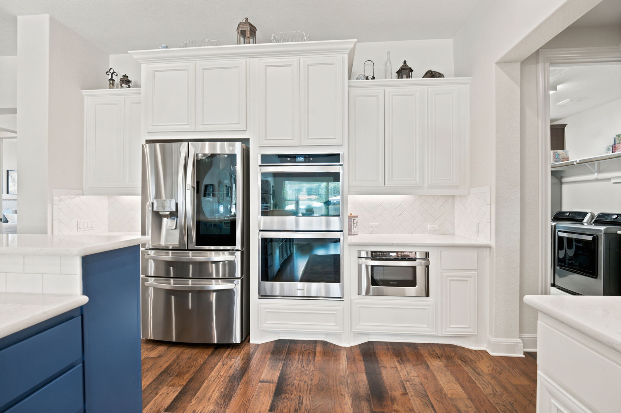 main property photo 8