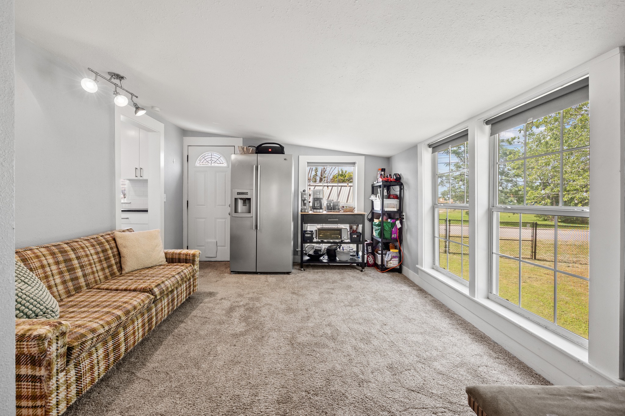 main property photo 12