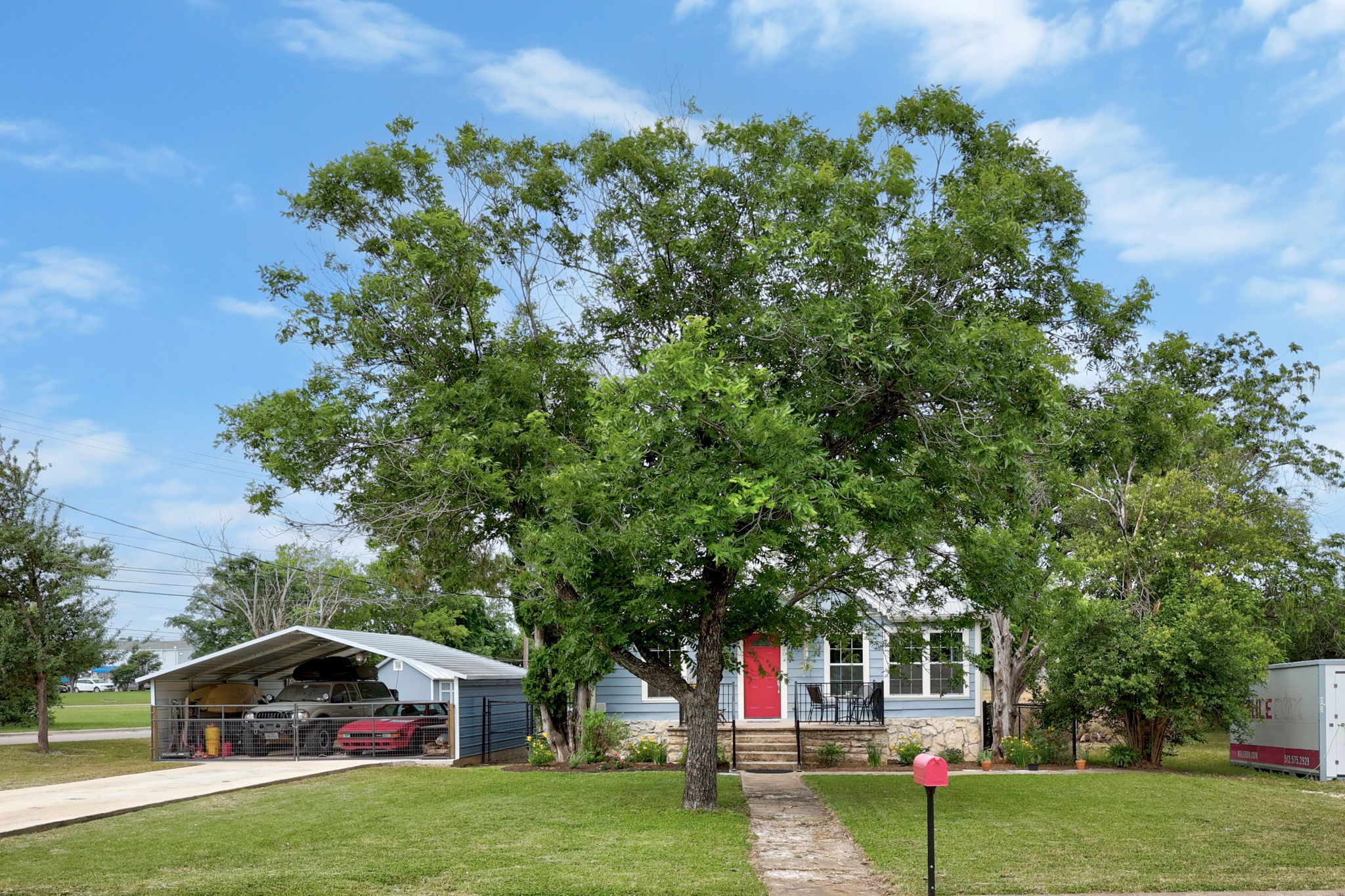 main property photo 2