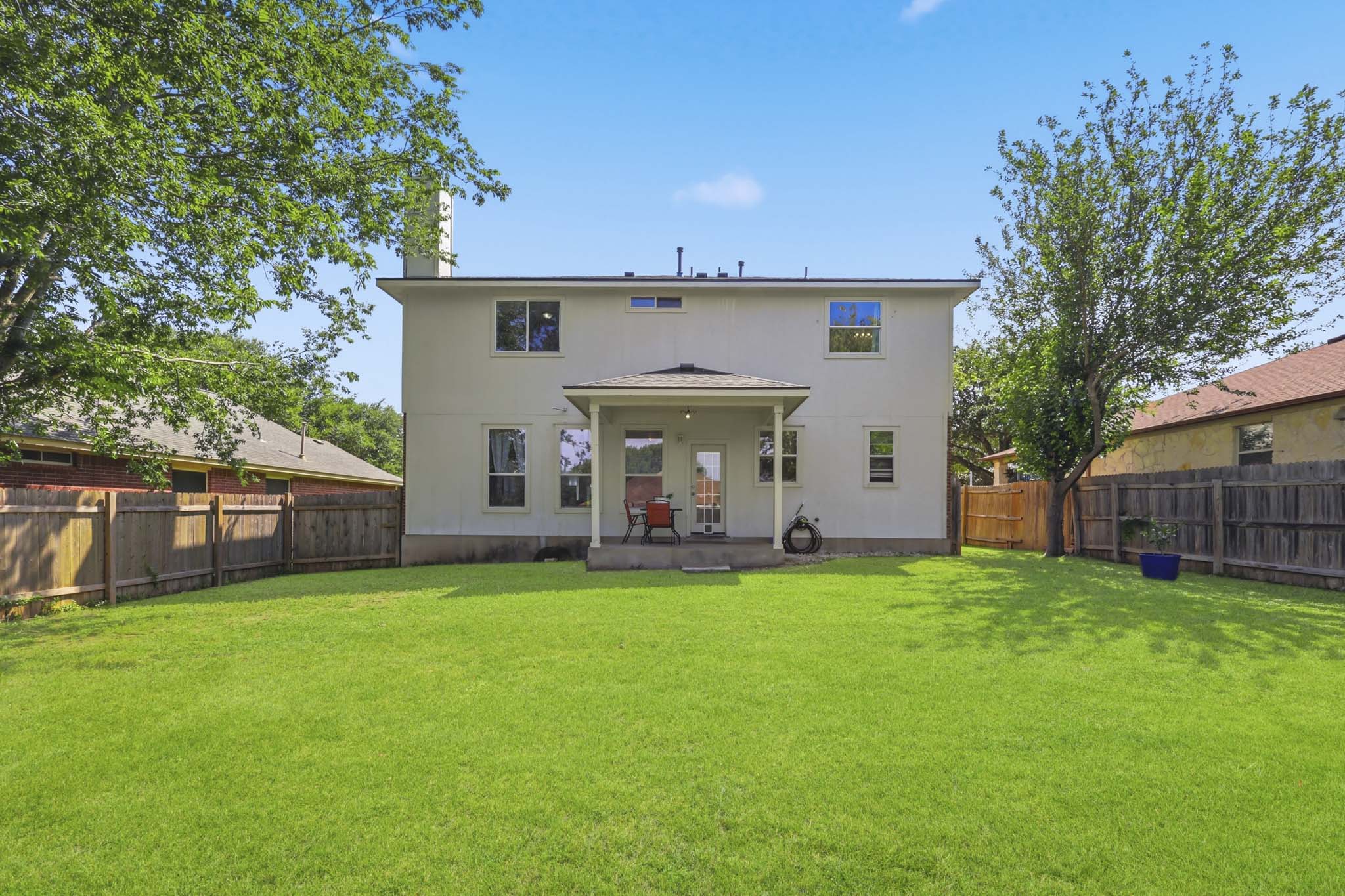 main property photo 25