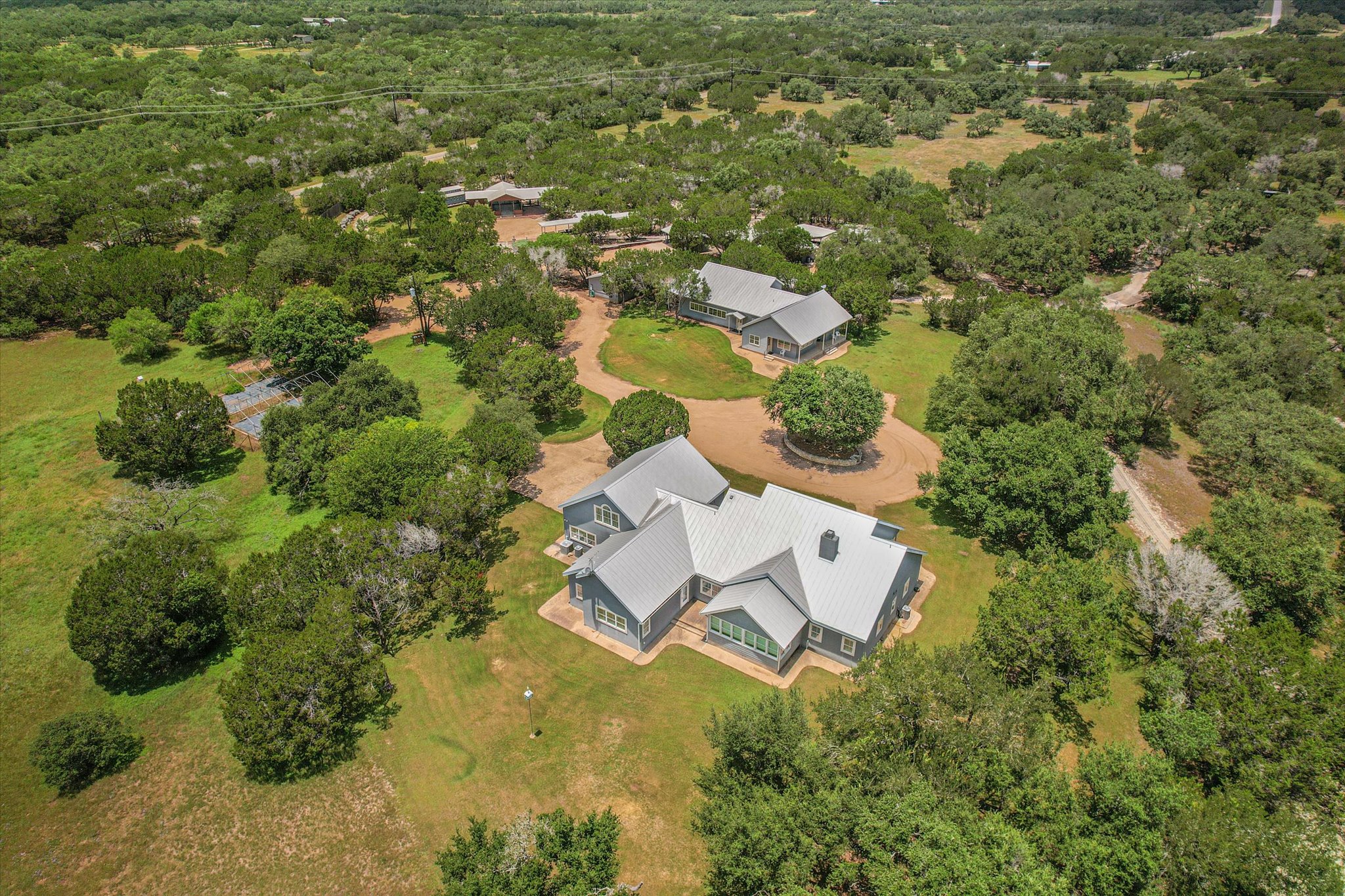 main property photo 35