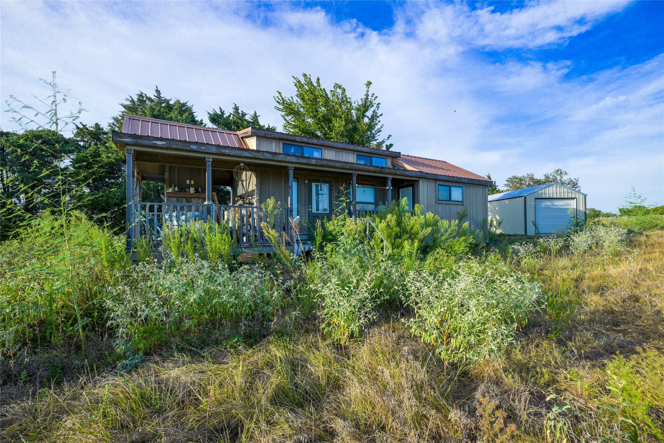 main property photo 13
