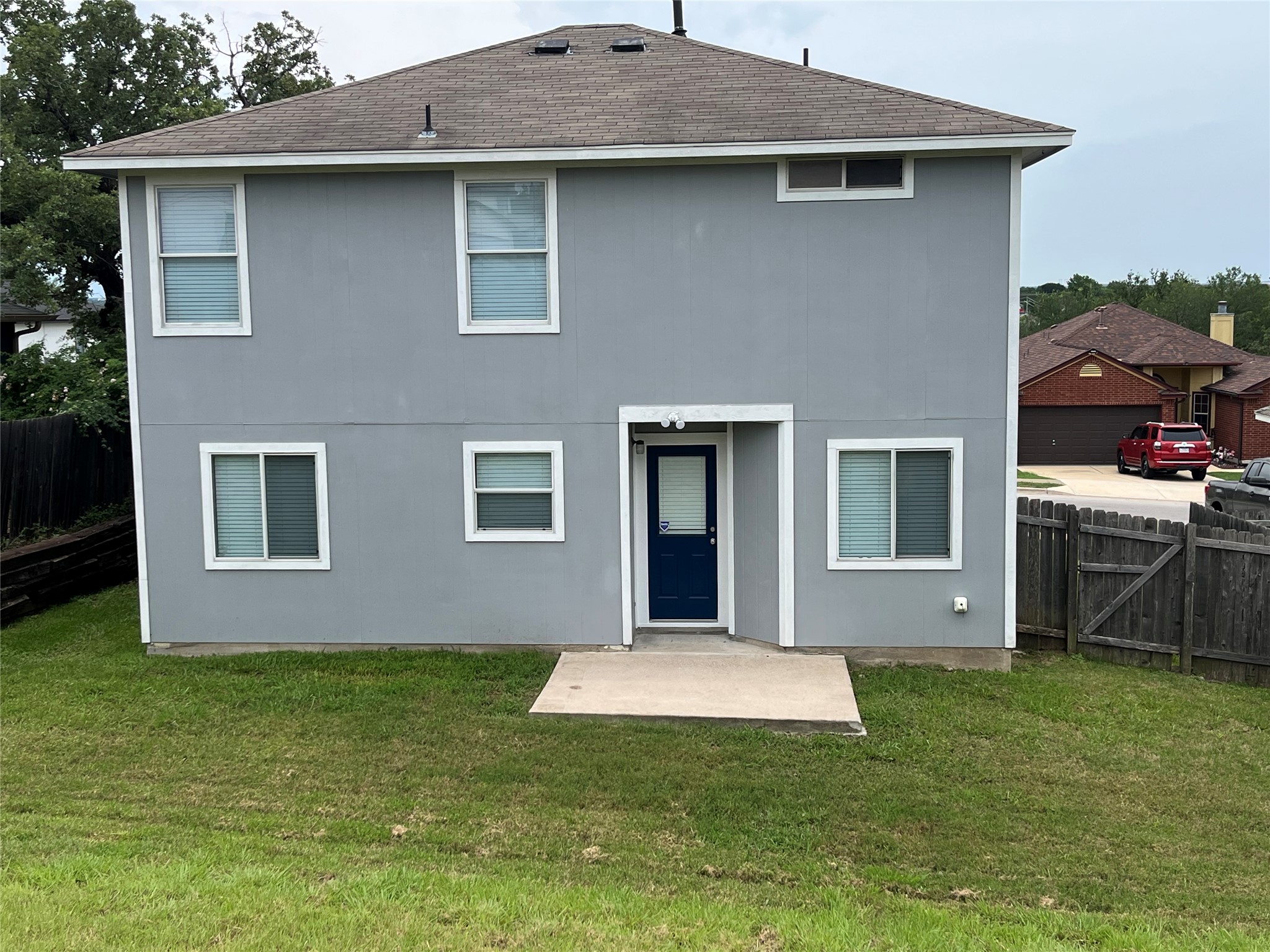 main property photo 31