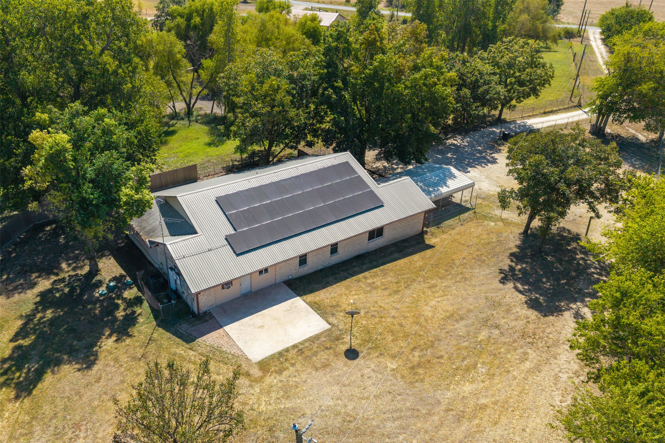 main property photo 36