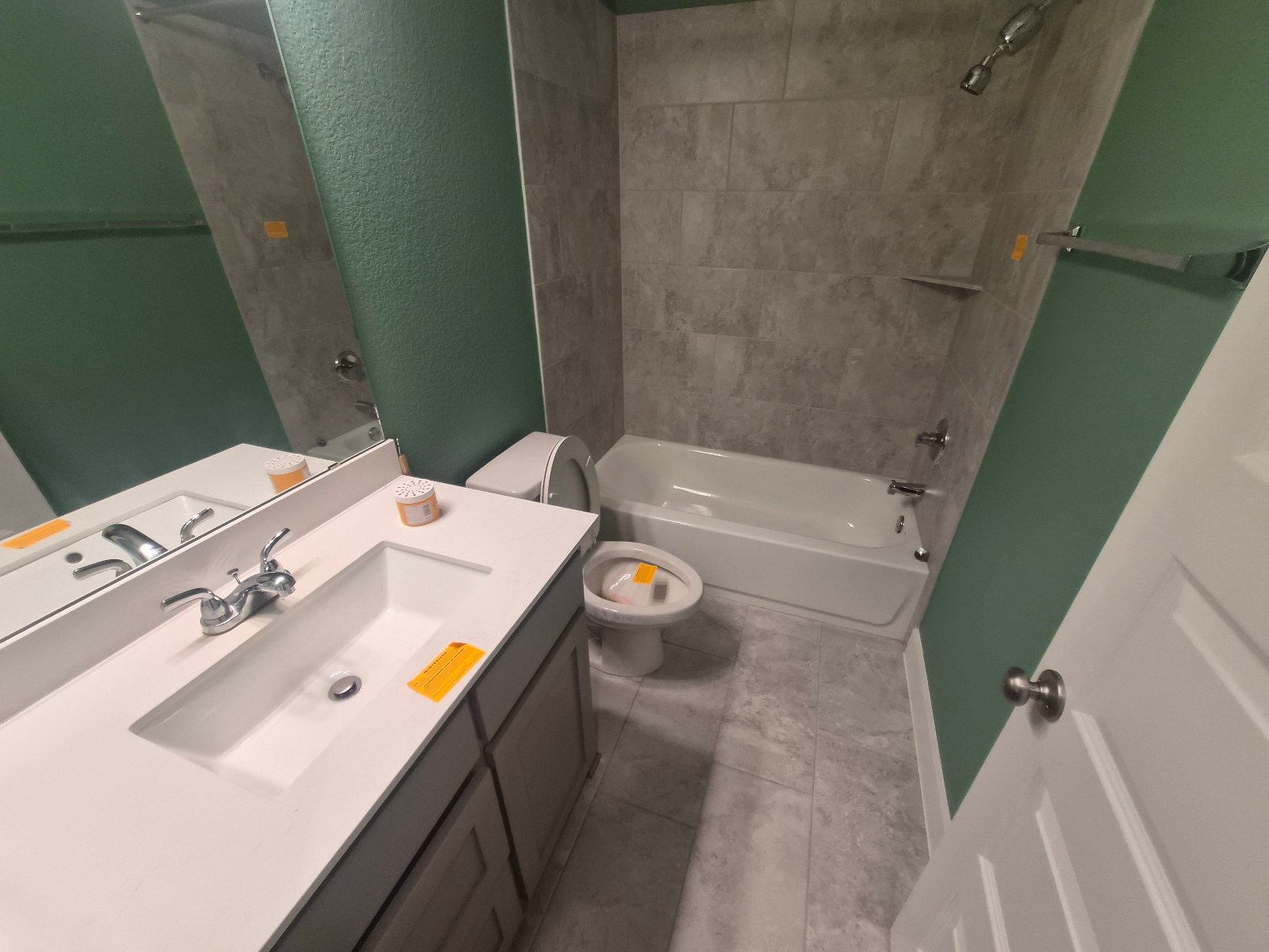 main property photo 11