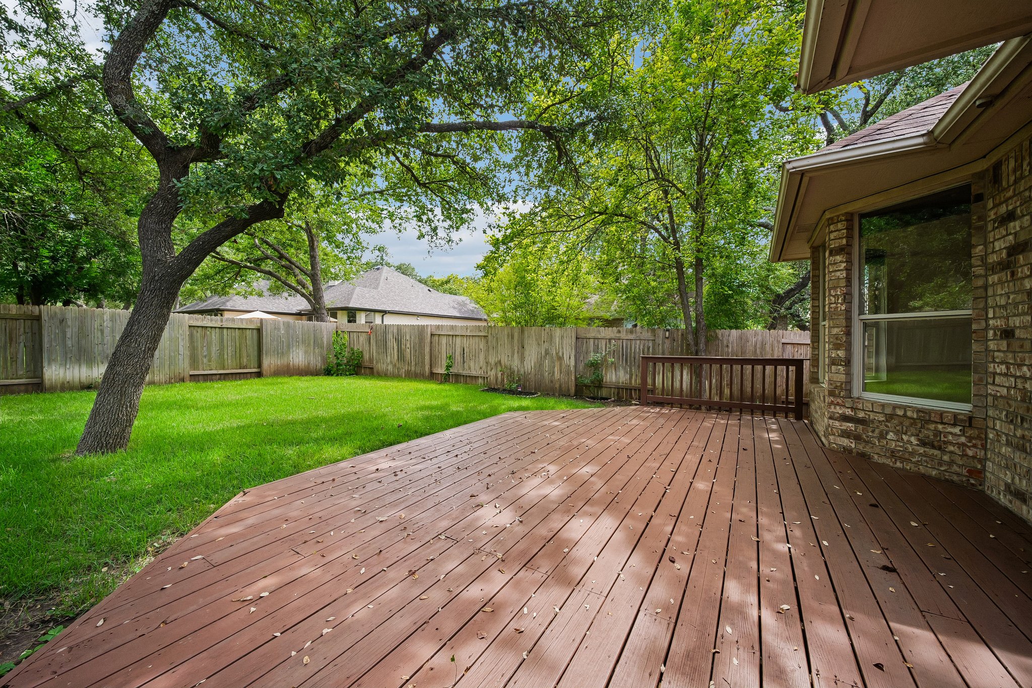 main property photo 22