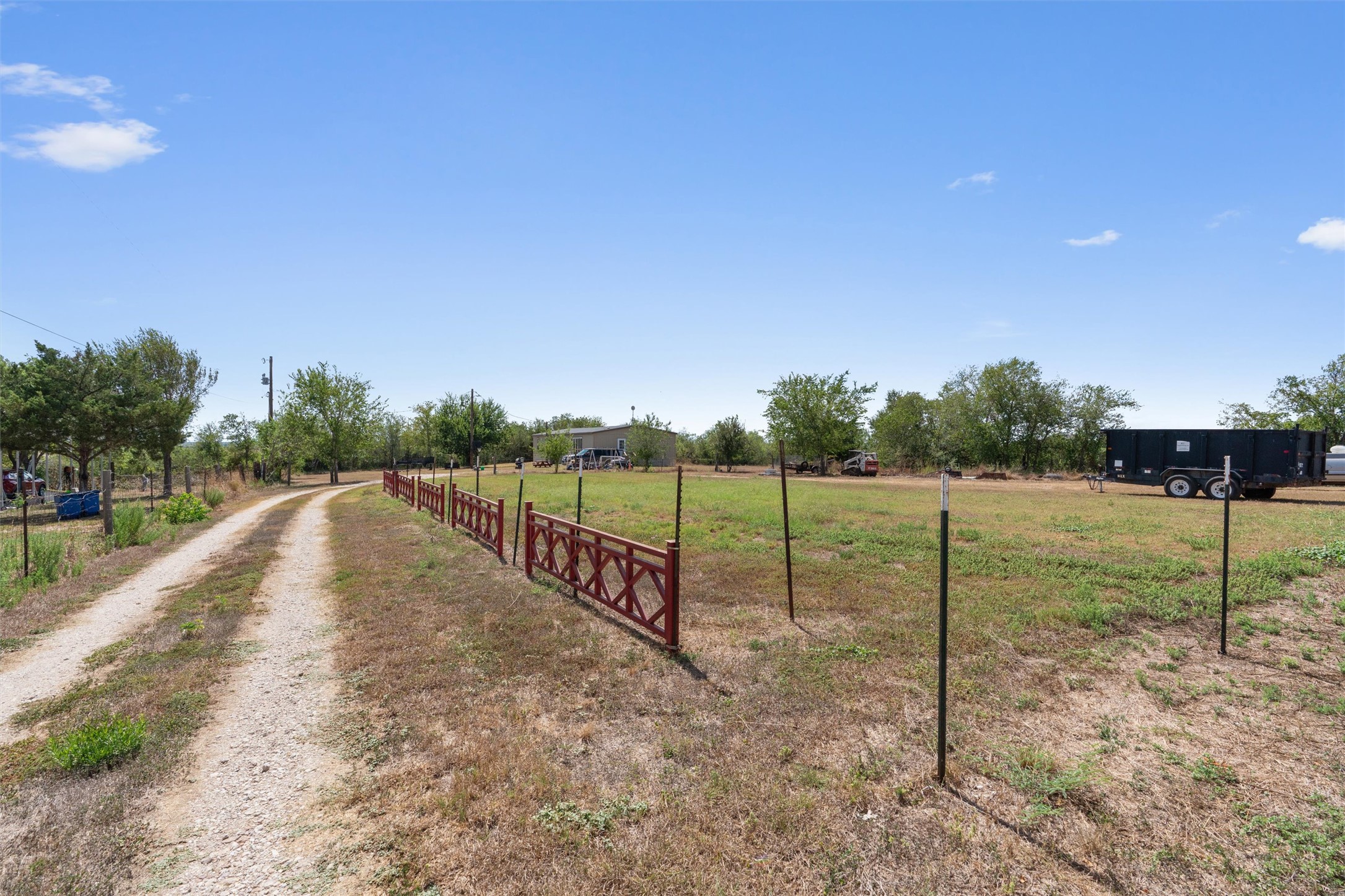 main property photo 20