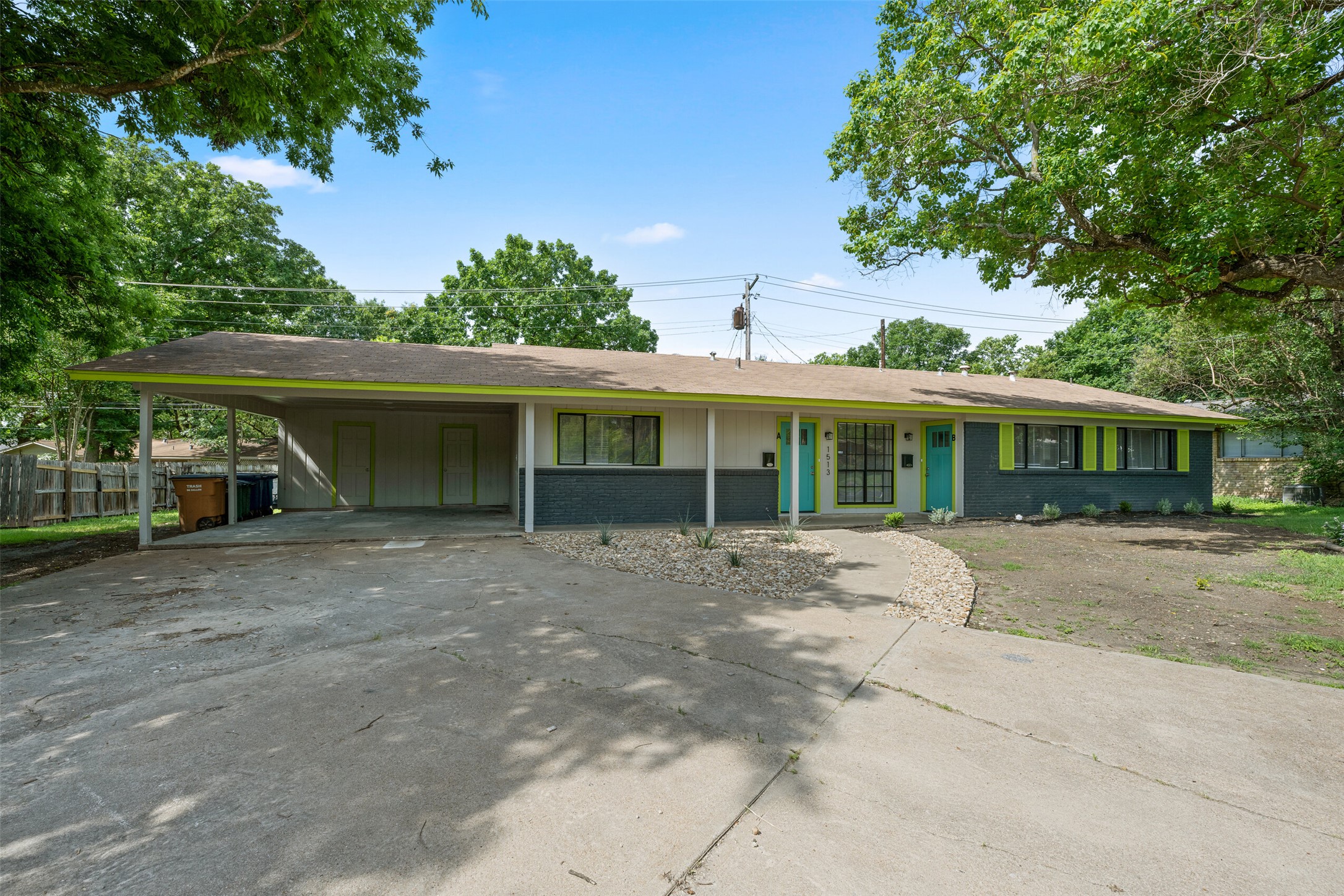 main property photo 18
