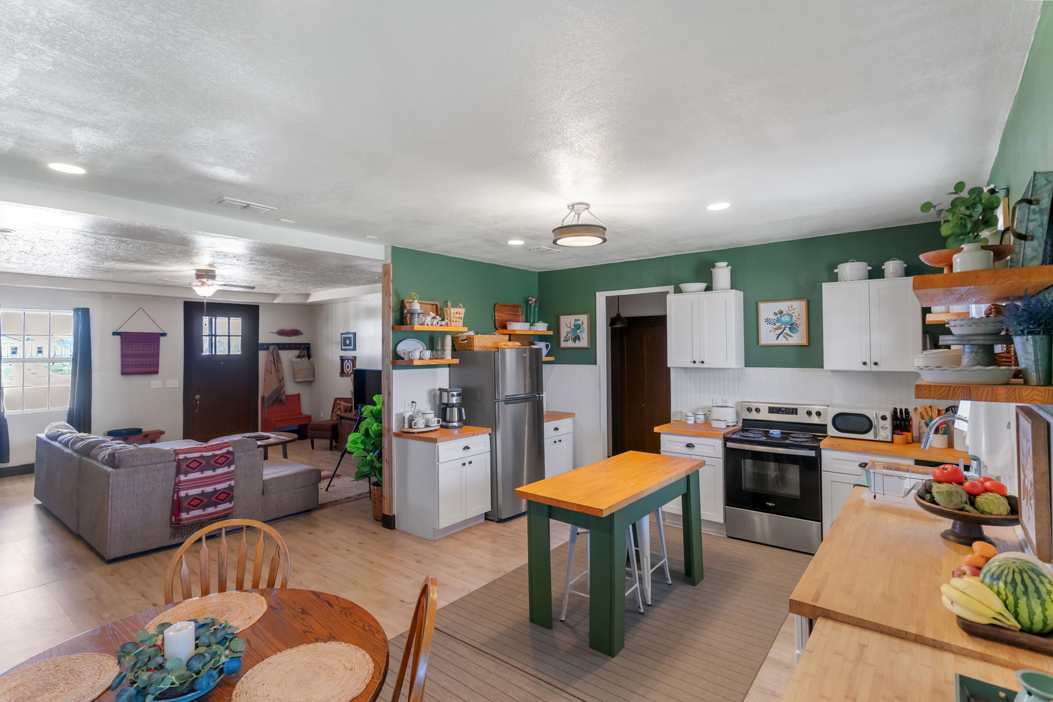 main property photo 13
