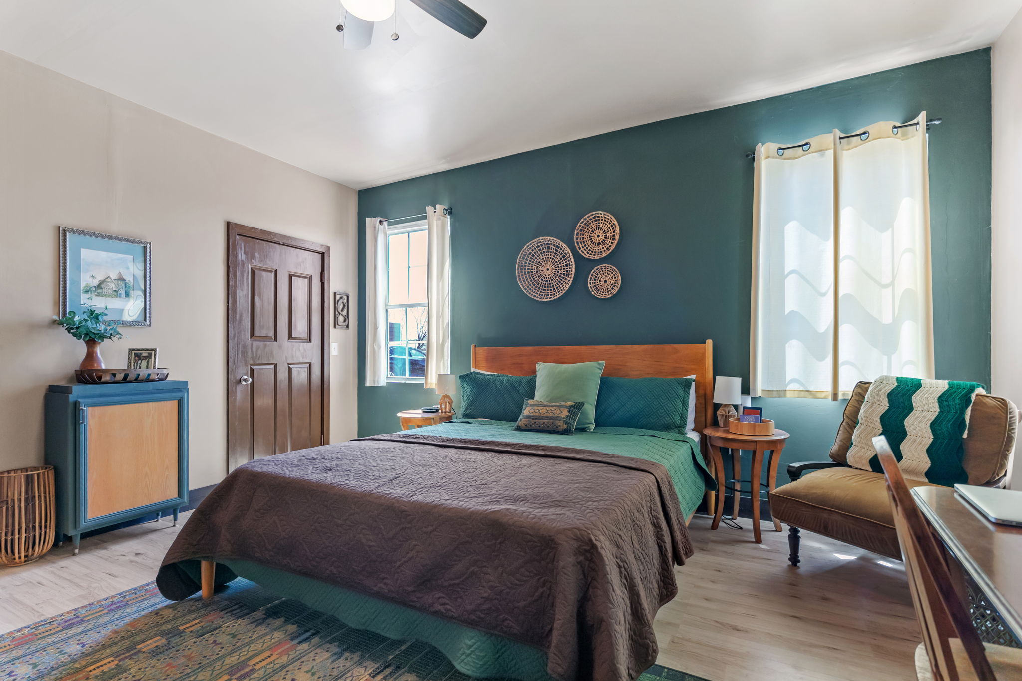main property photo 18