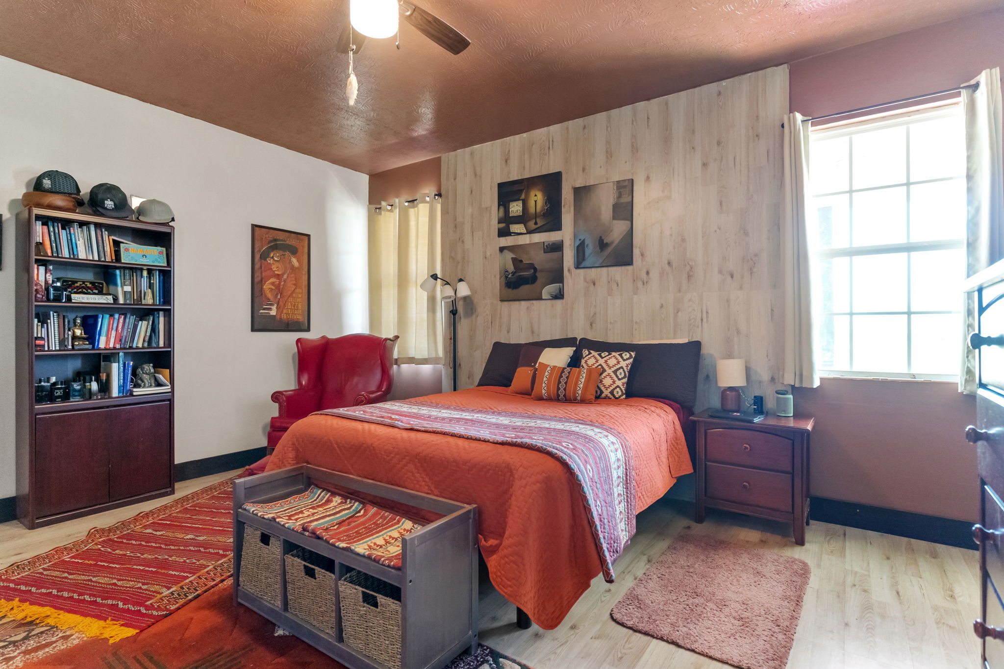 main property photo 24