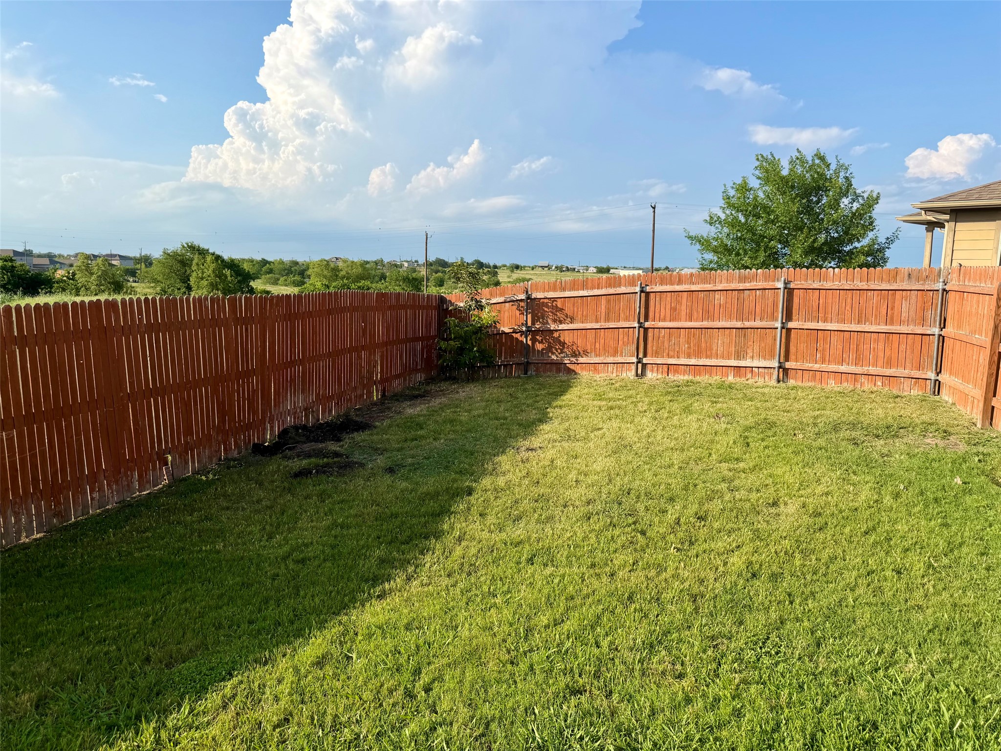 main property photo 27