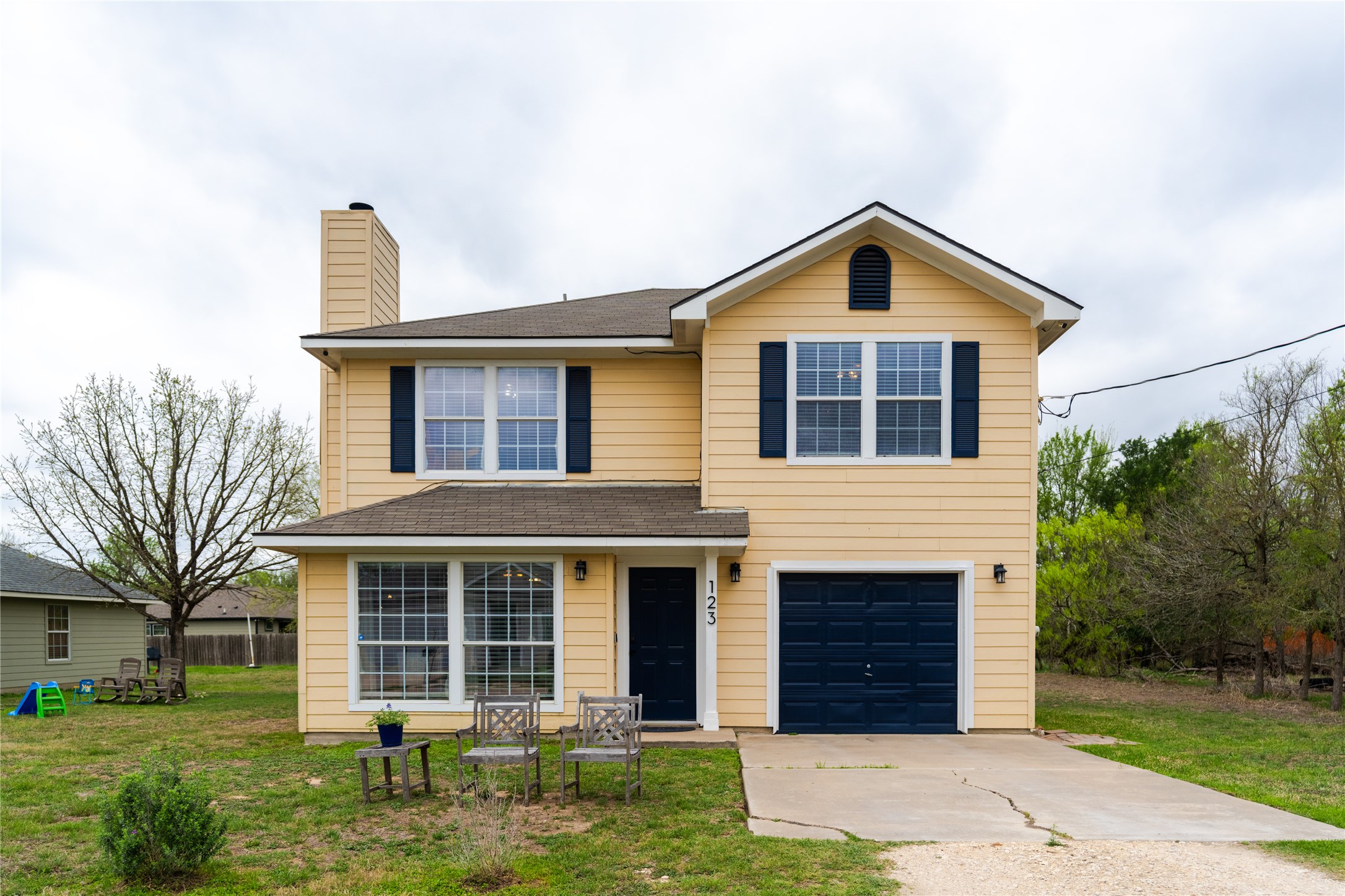 main property photo 2