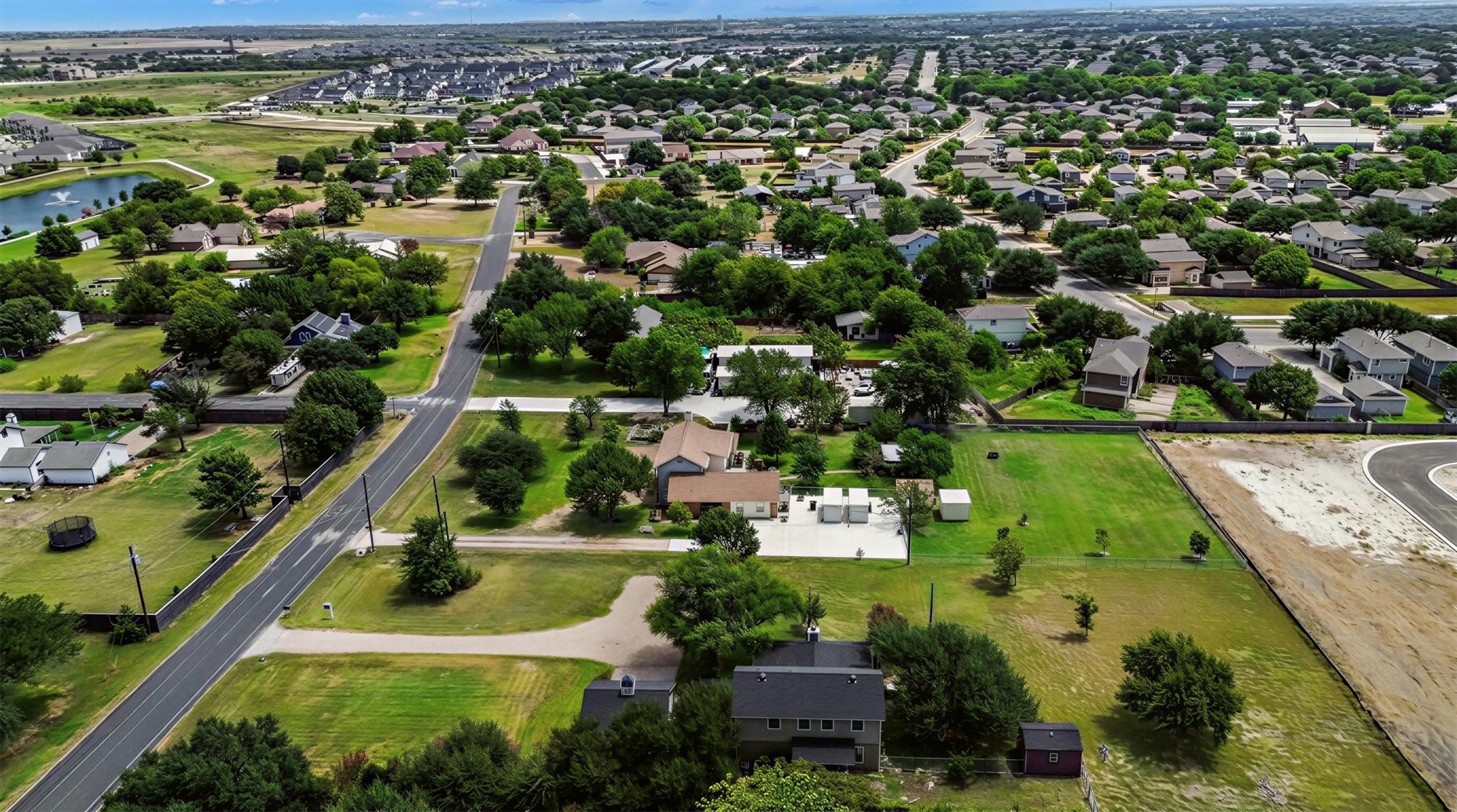 main property photo 25