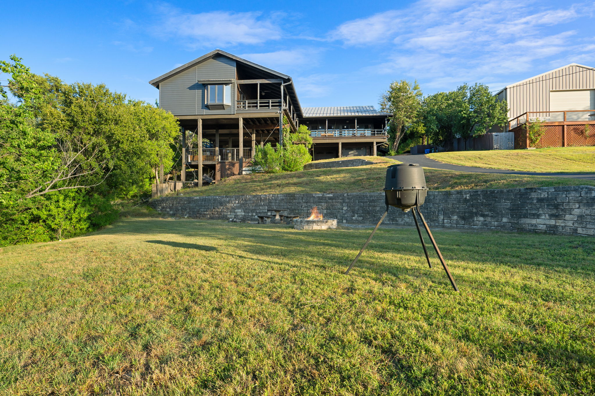 main property photo 37