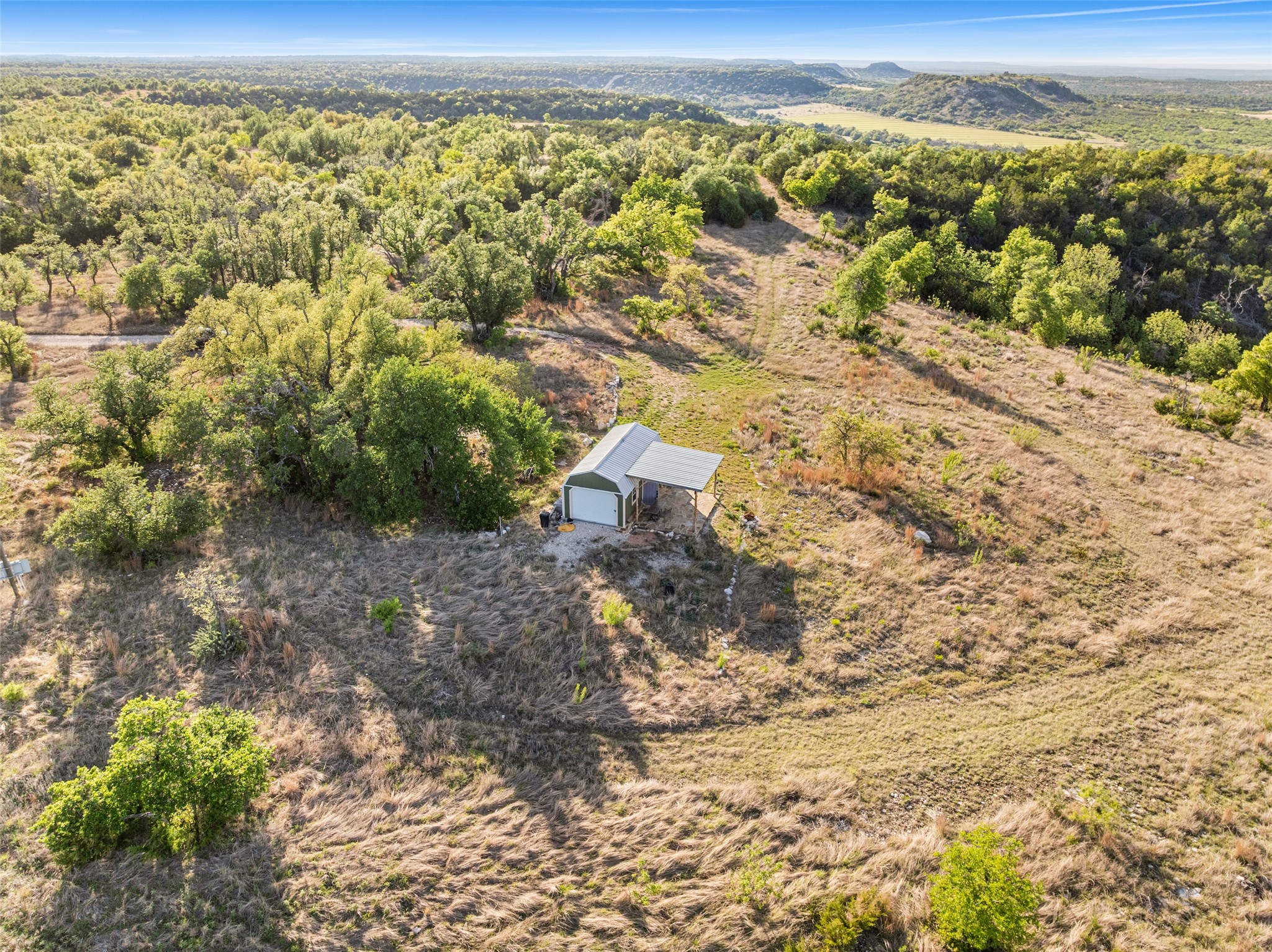 main property photo 33